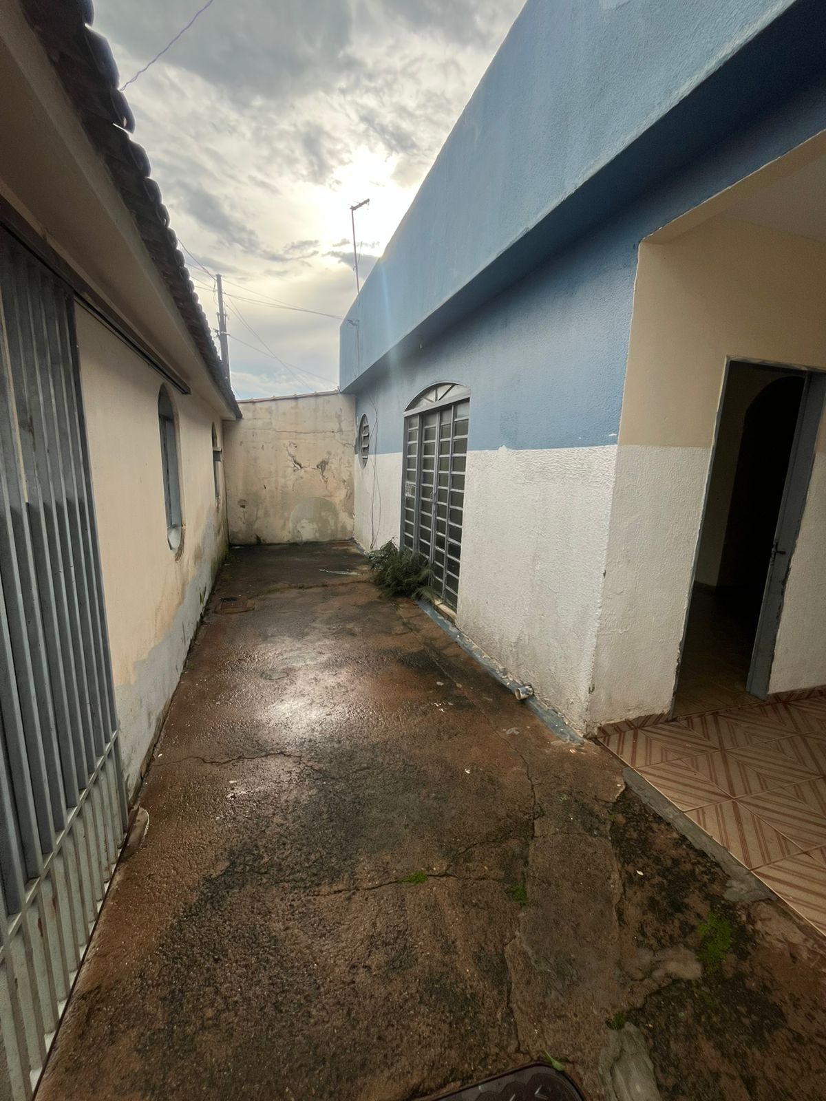 Vende-se casa em Santa Maria-DF