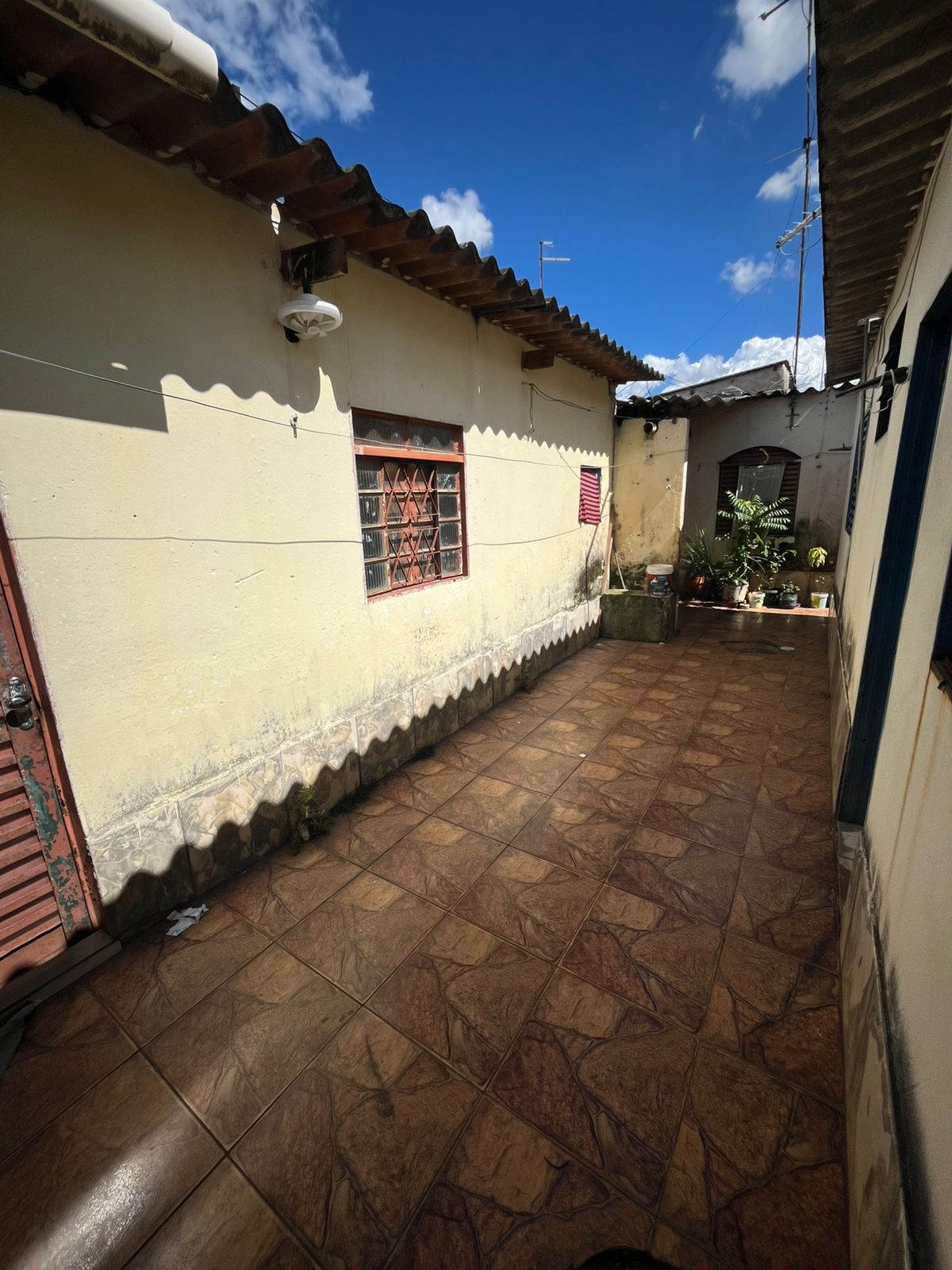 Vende-se lote com 4 moradias Santa Maria-DF