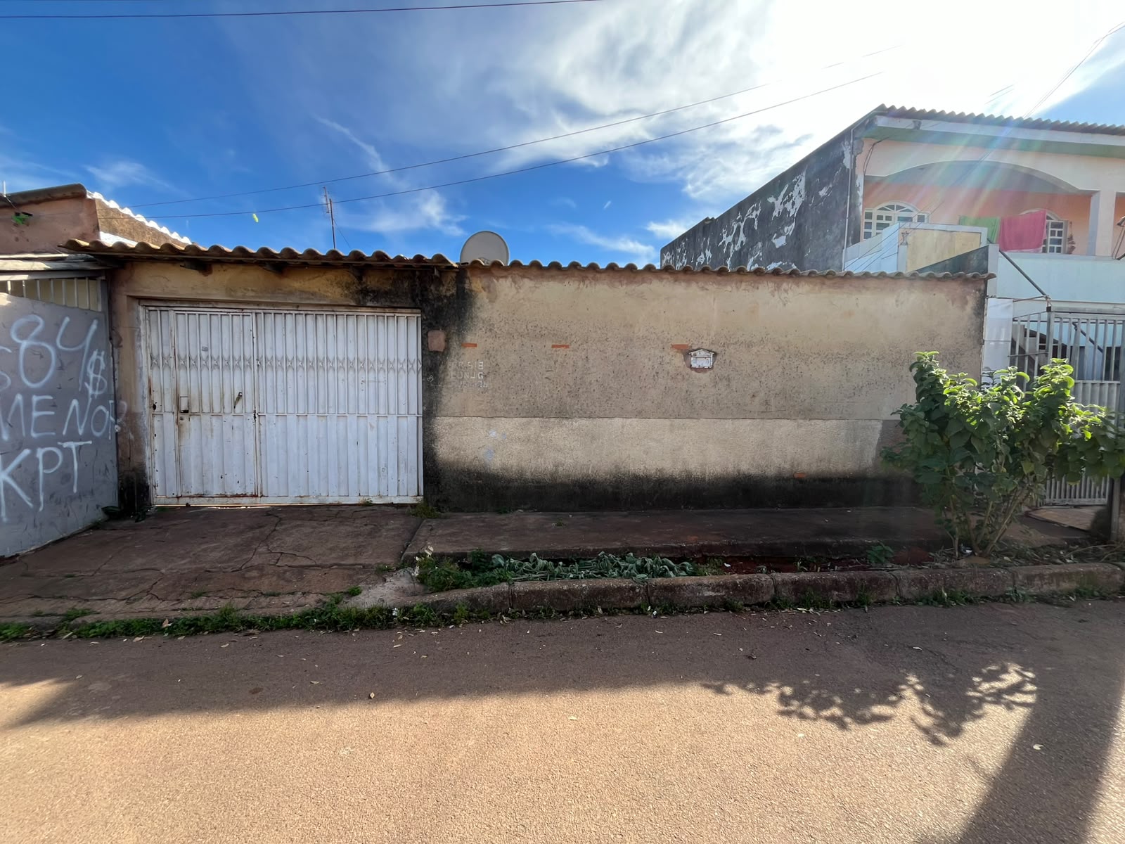 Vende-se casa em Santa Maria-DF