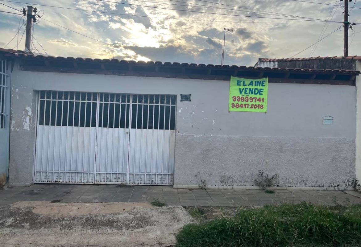 Vende-se casa em Santa Maria-DF