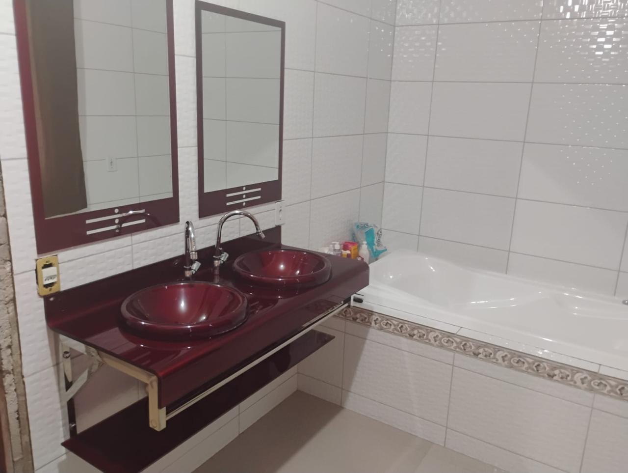 Vende-se sobrado na Ponte Alta Gama-DF