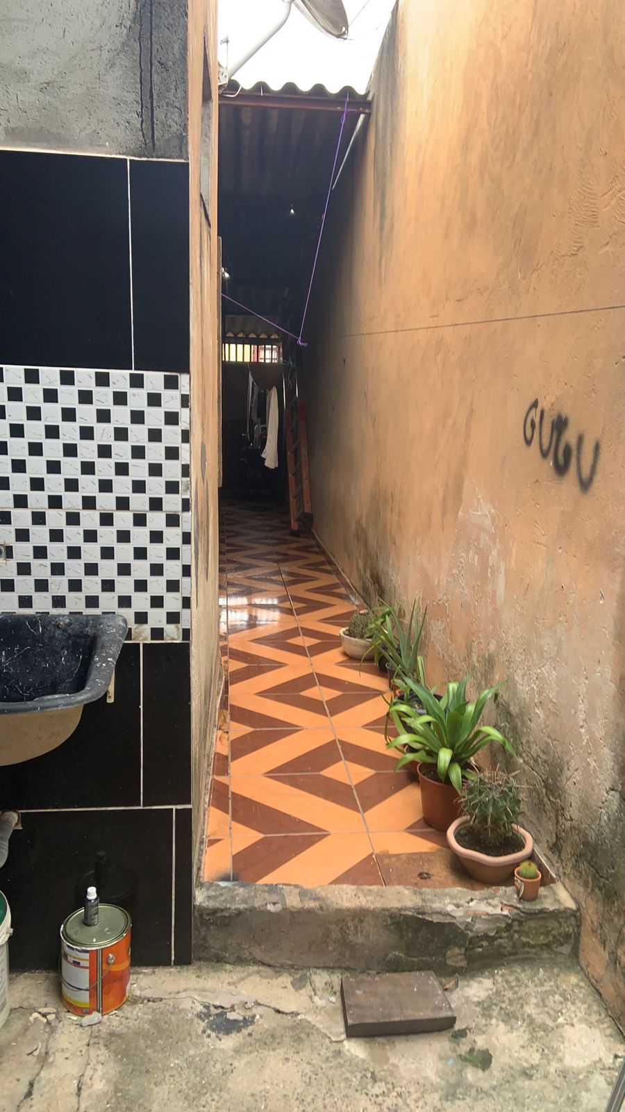 Vende-se casa em Santa Maria-DF