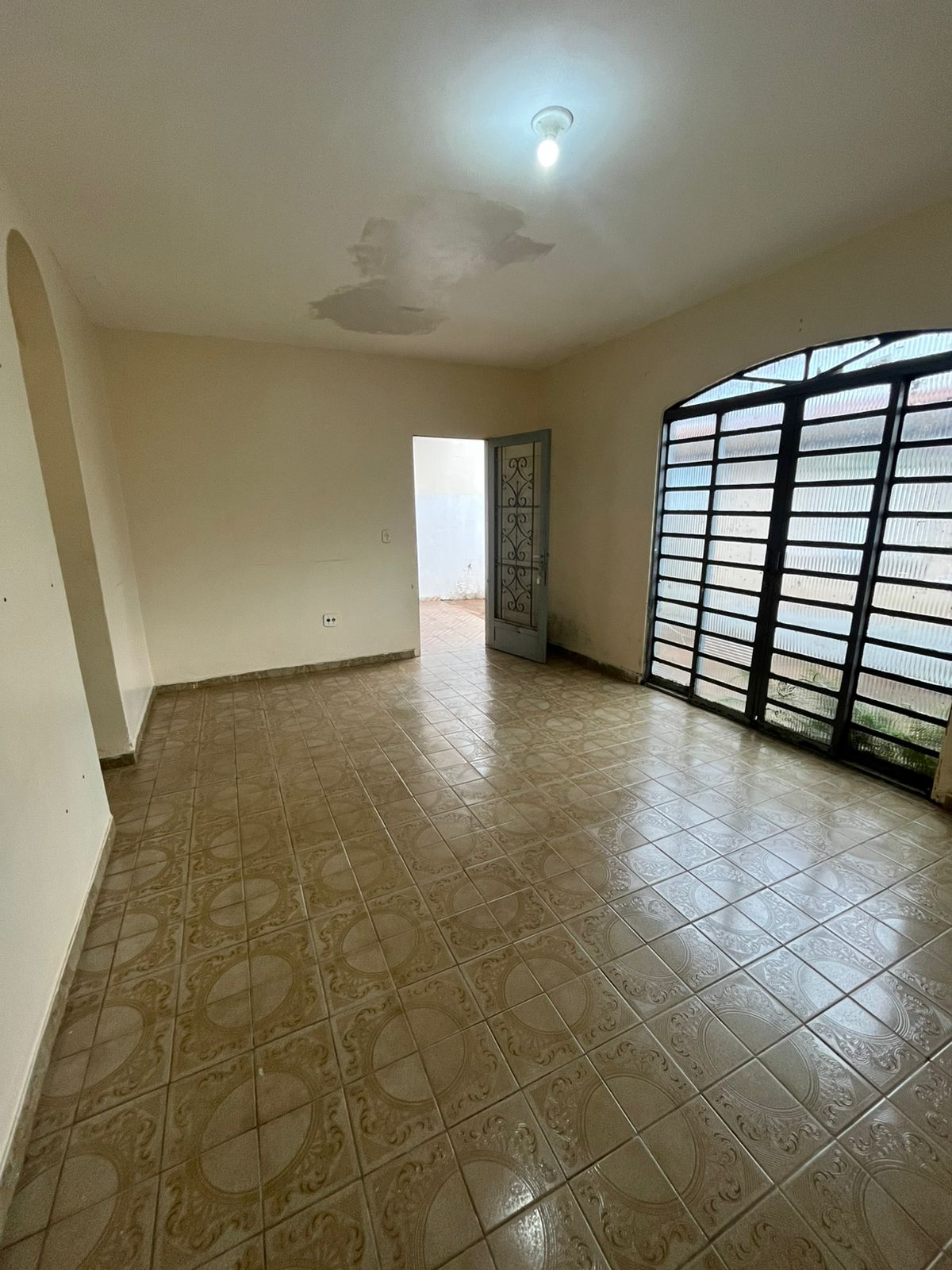 Vende-se casa em Santa Maria-DF