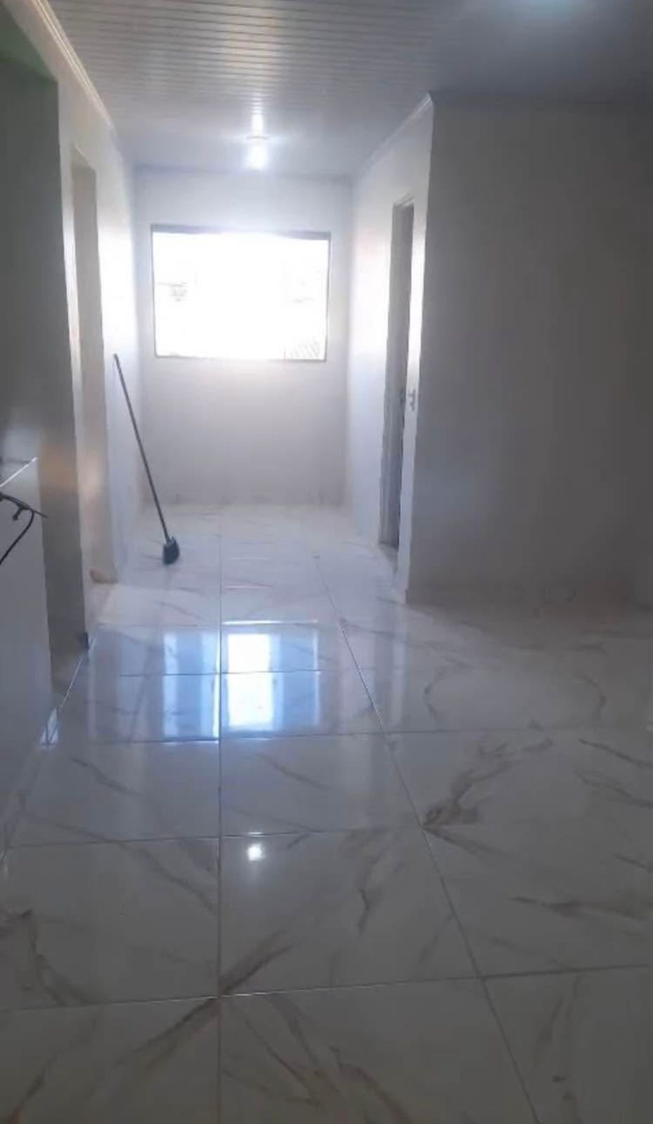 Vende-se sobrado em Santa Maria-DF