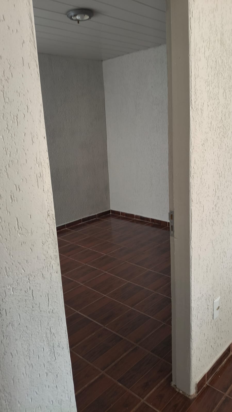 Vende-se casa em Santa Maria-DF