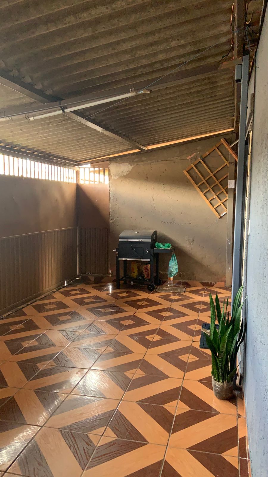 Vende-se casa em Santa Maria-DF