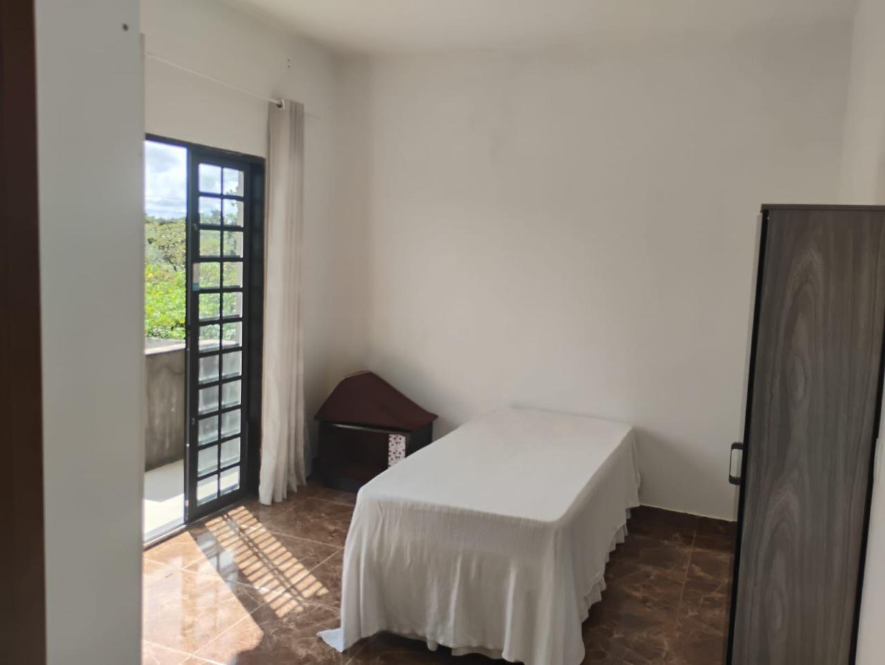 Vende-se sobrado na Ponte Alta Gama-DF