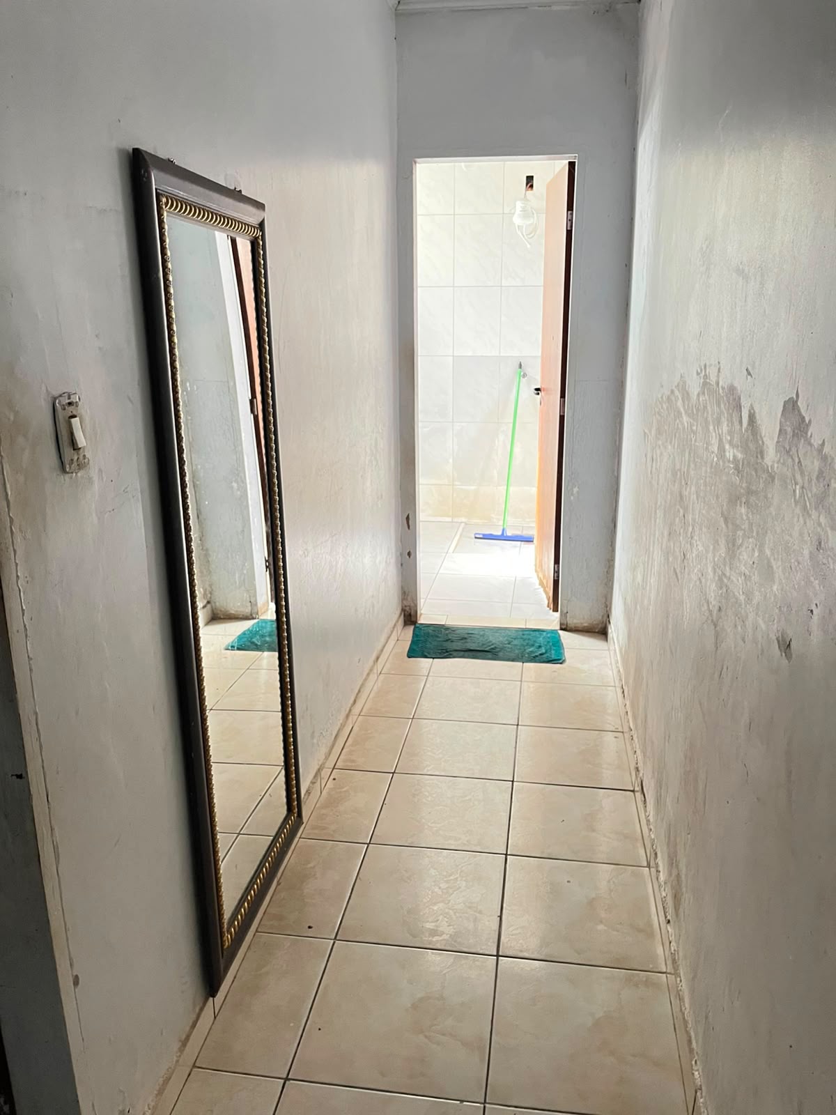 Vende-se casa em Santa Maria-DF