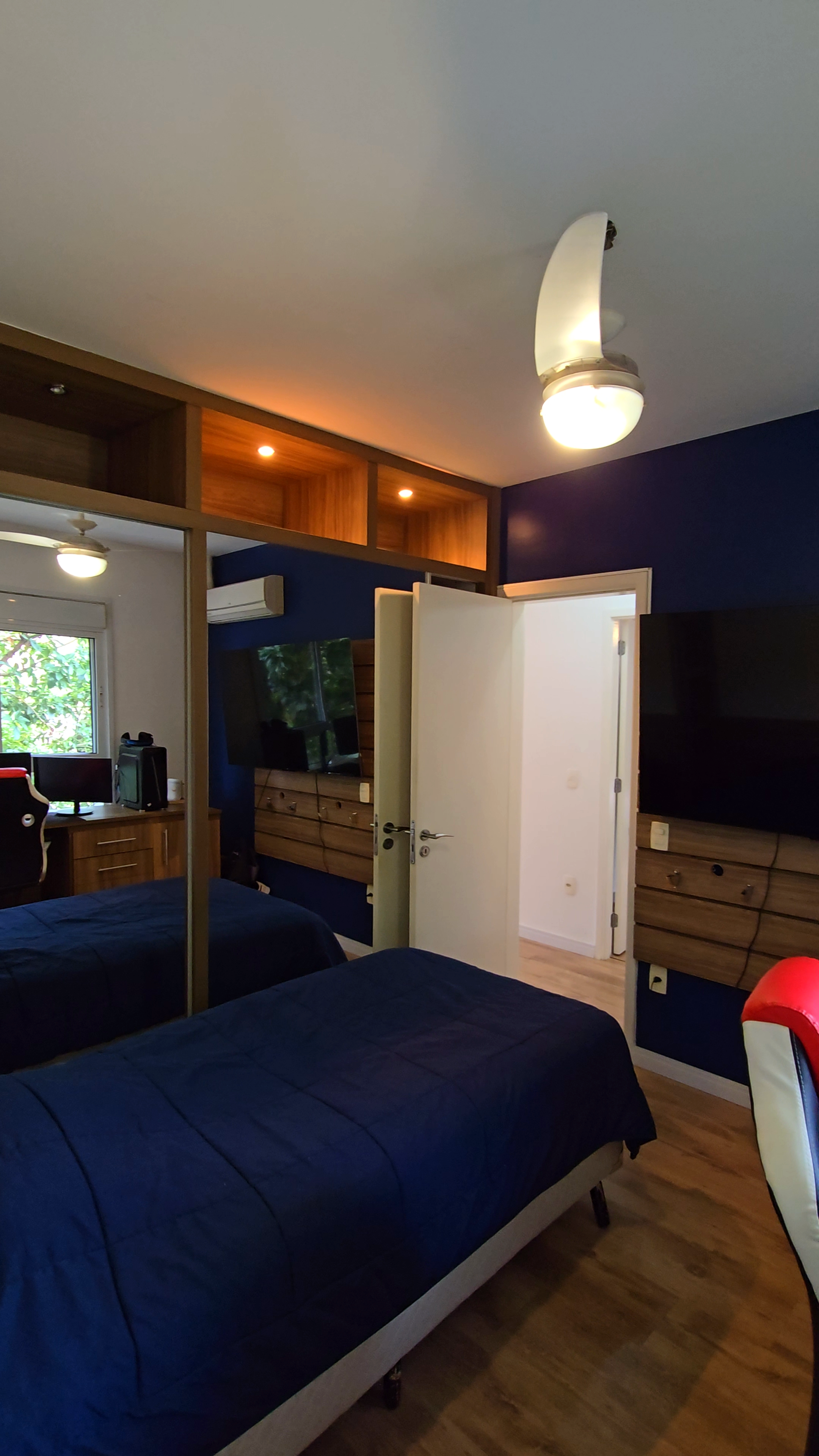 Modern Twin Bedroom Set