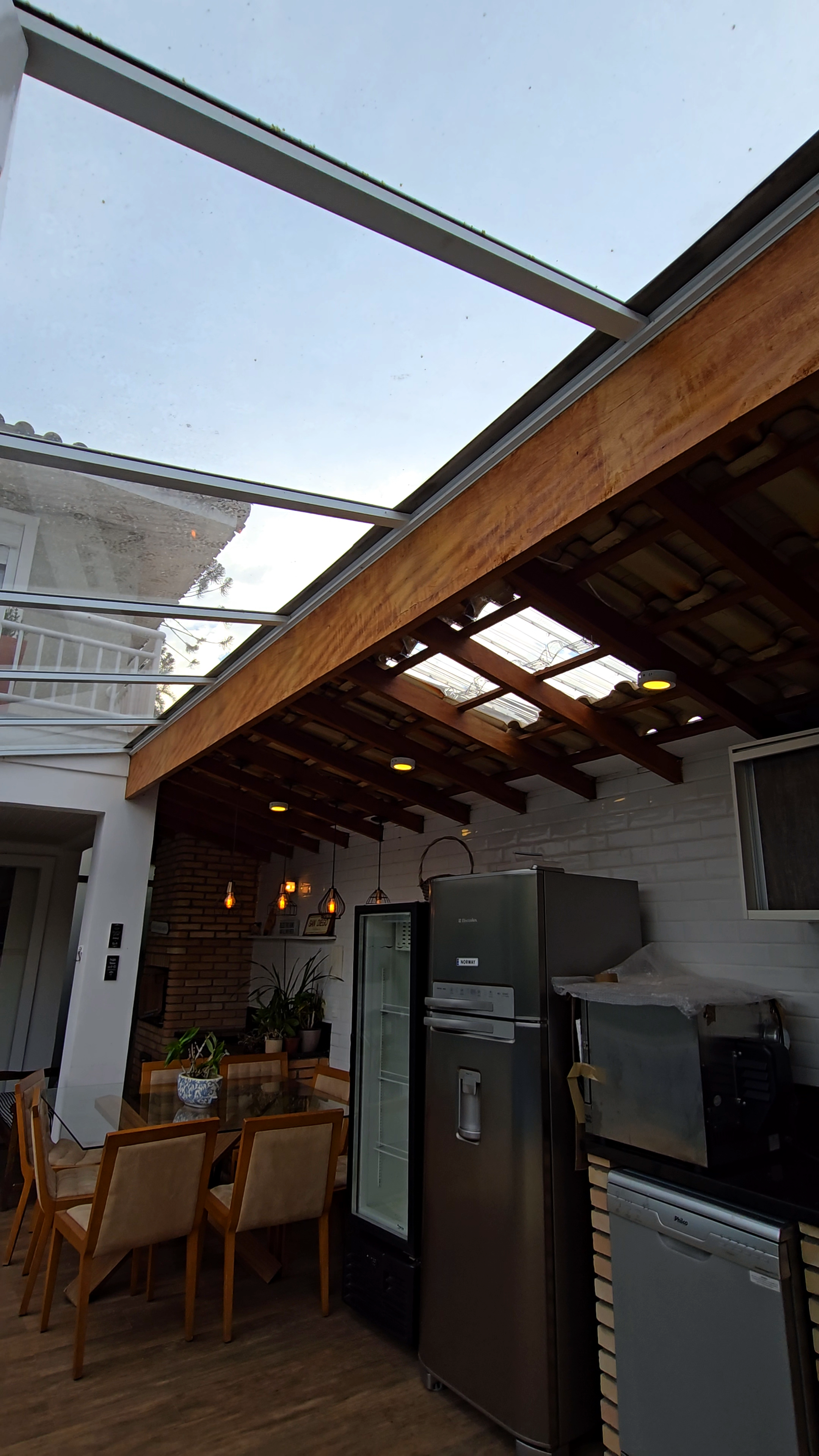 Modern Glass Roof Patio