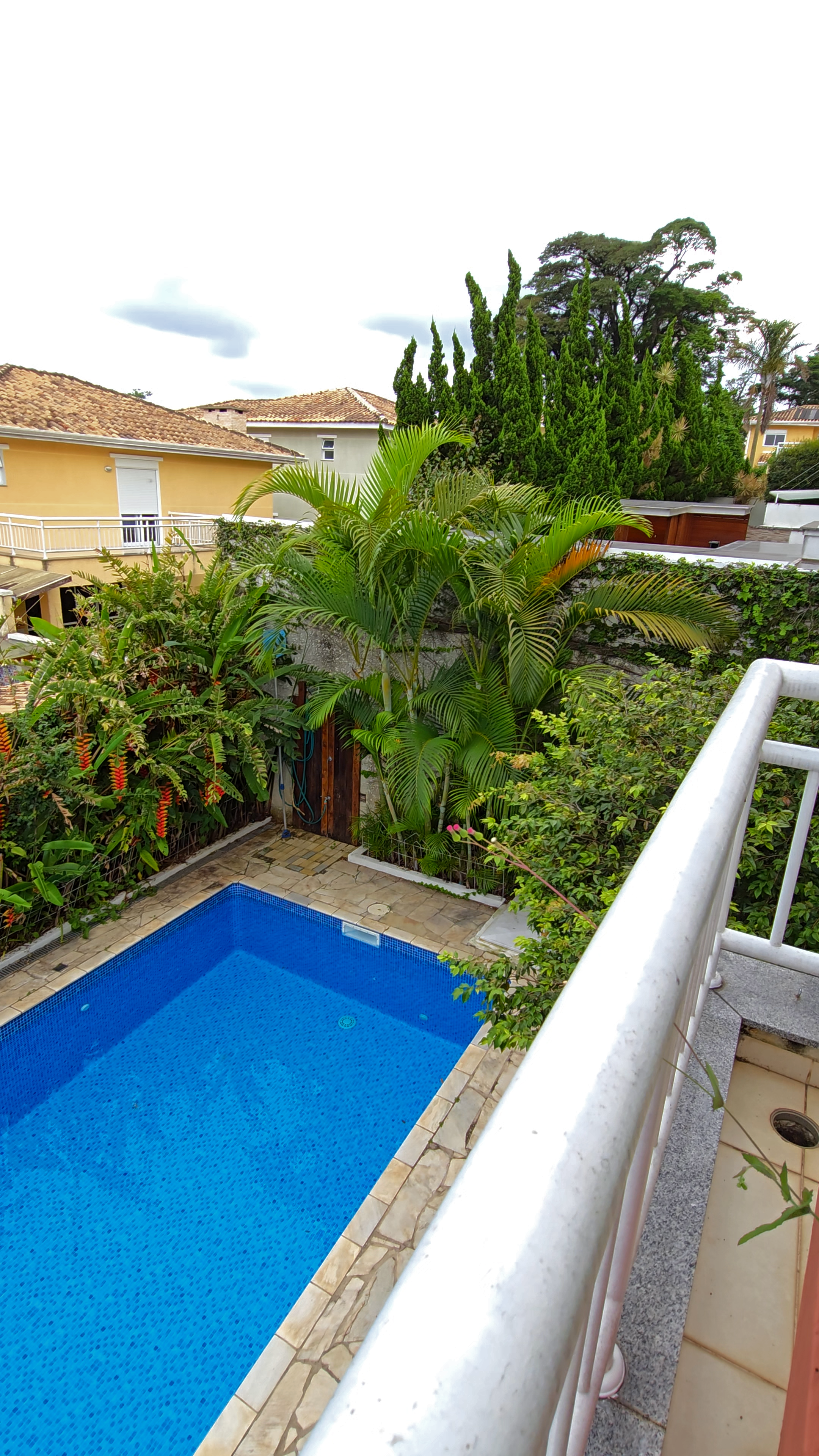Cozy Private Pool Retreat