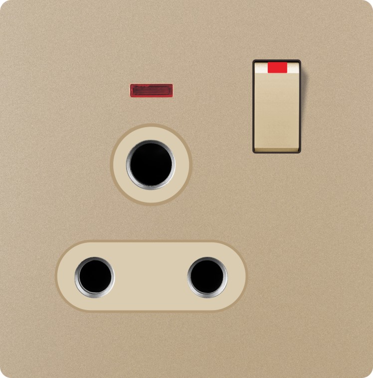 BS 15A switched socket