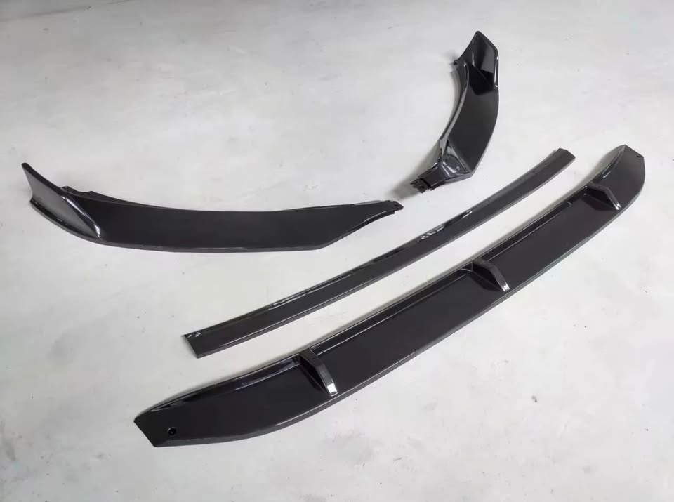 VW Passat Front Lip Splitter