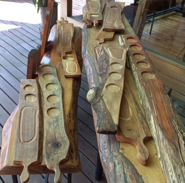 Bandeja de madera para aperitivos