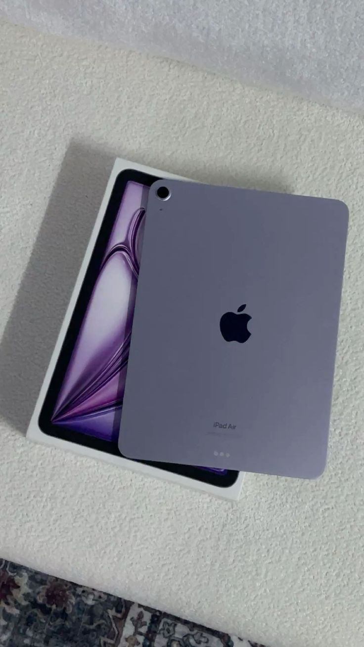 iPad Air 11-inch M3 128GB Purple 2024
