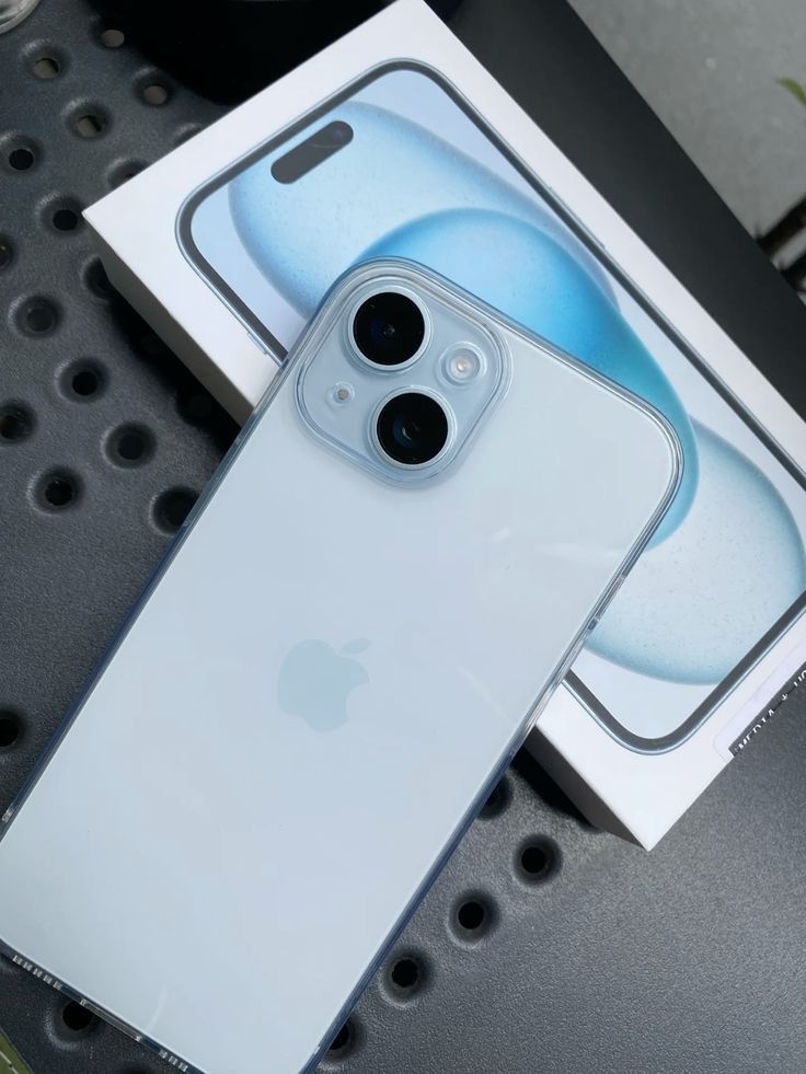 iPhone 15 6.1-inch 128GB Blue 2023