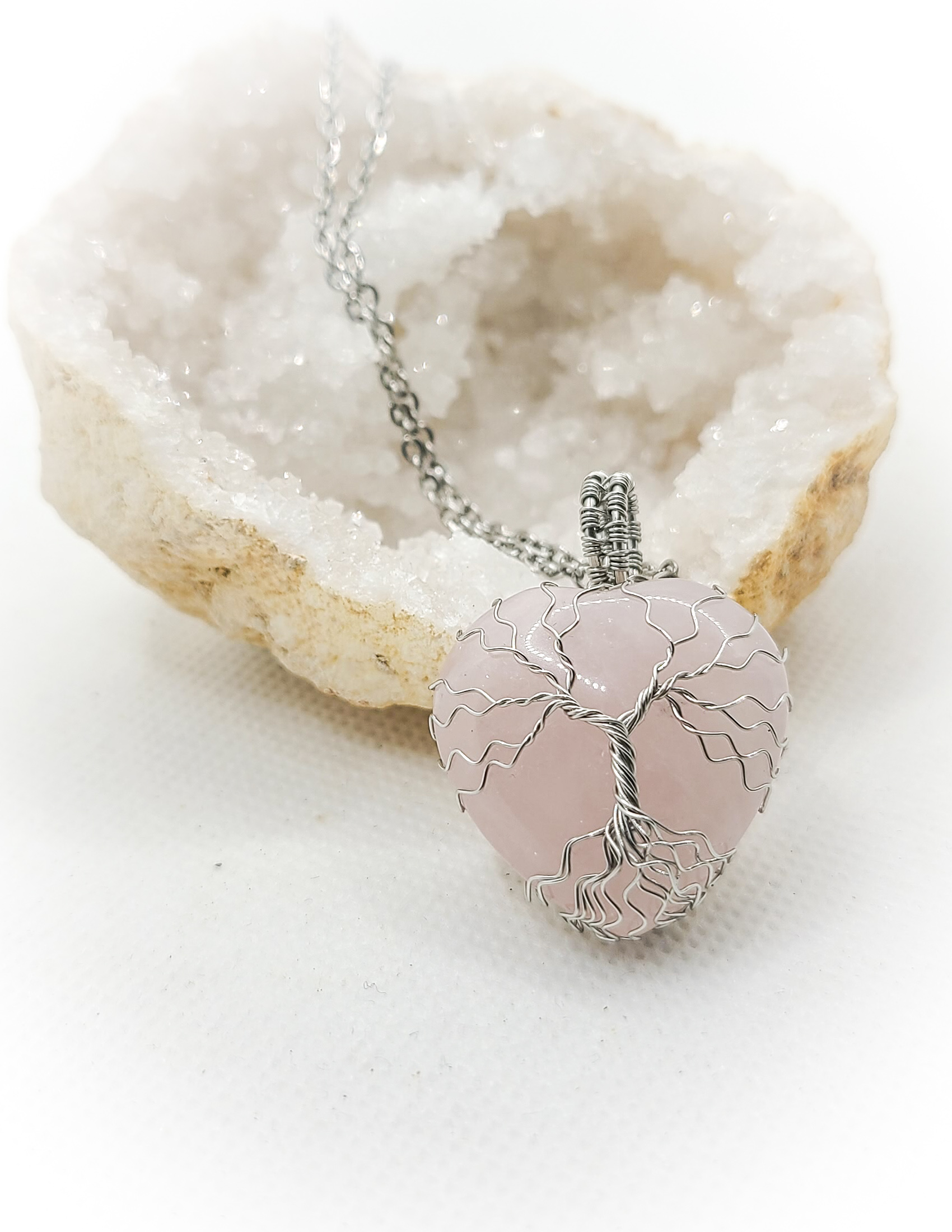 Pendentif arbre de vie en quartz rose – cœur en pierre naturelle