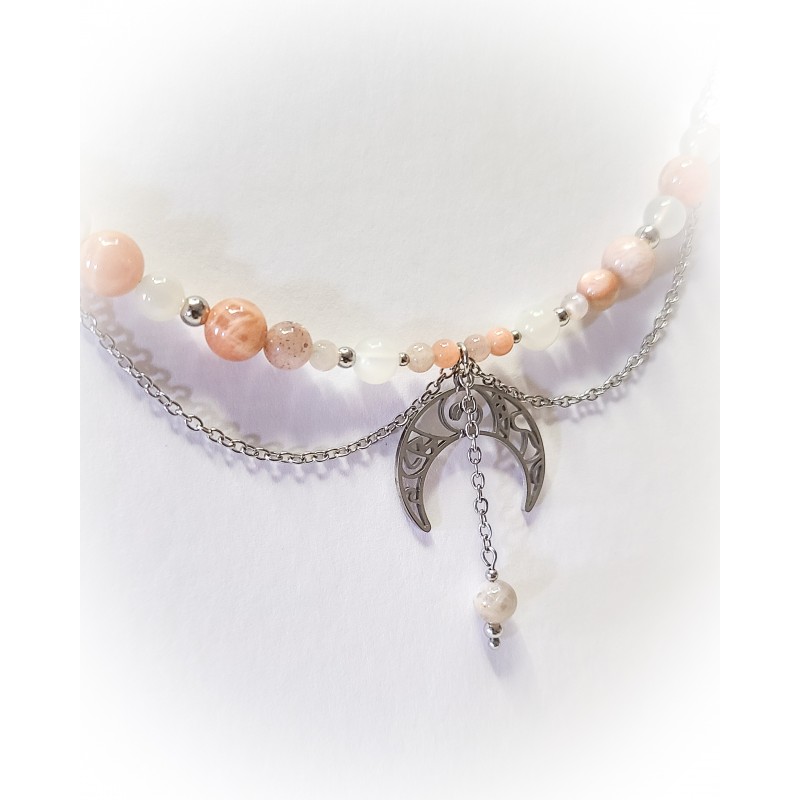 Collier déesse Lunaire en pierre de lune