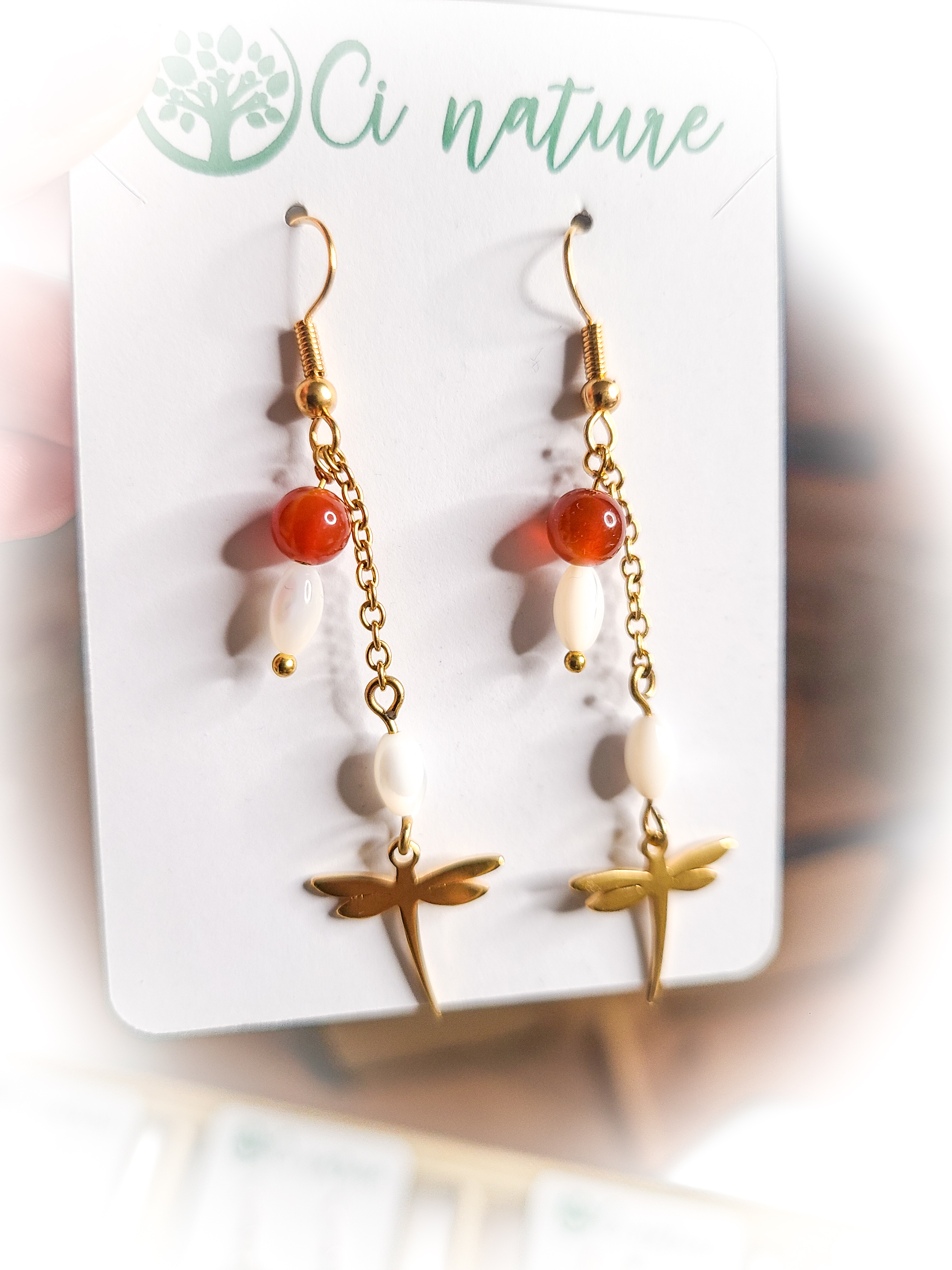Boucles d’oreilles pendantes libellule en pierre naturelle