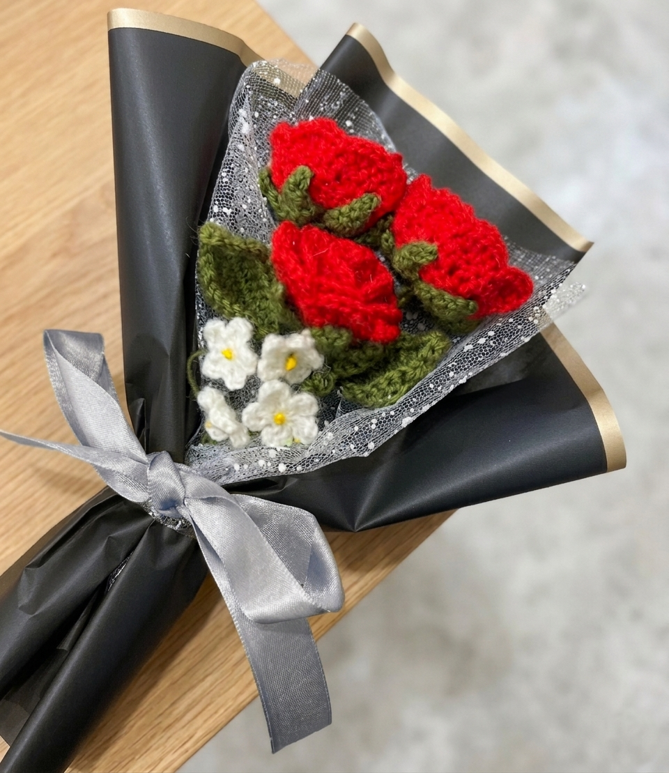 Crochet Rose Flower Bouquet