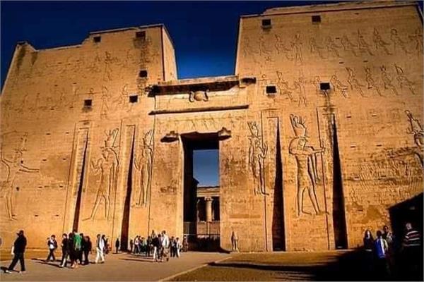 A full-day tour to the temples of Esna, Edfu, and Kom Ombo from Luxor