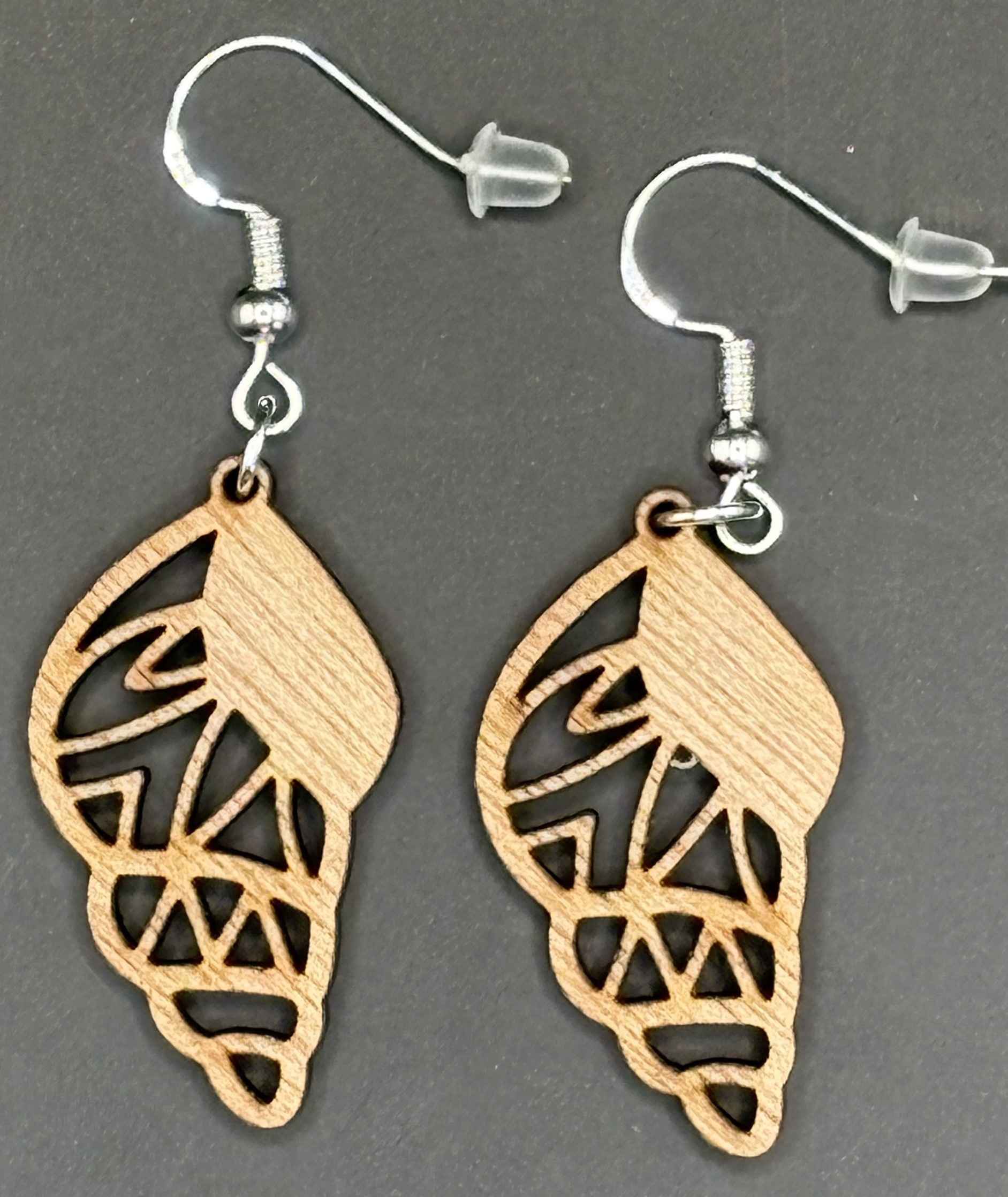 Seaside series - Wooden Seashell Earrings (Style 2)