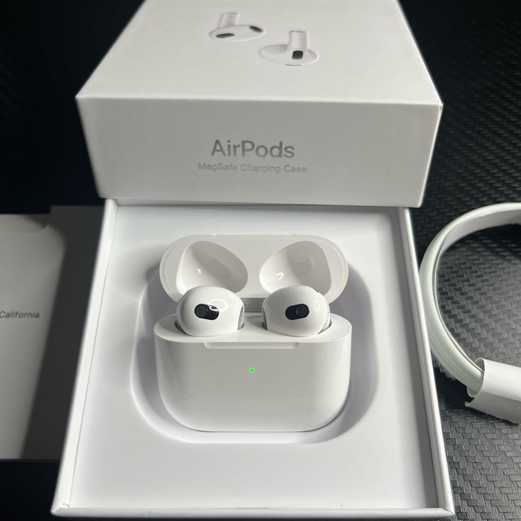 AirPods Pro 3rd Gen White, 95% Like New