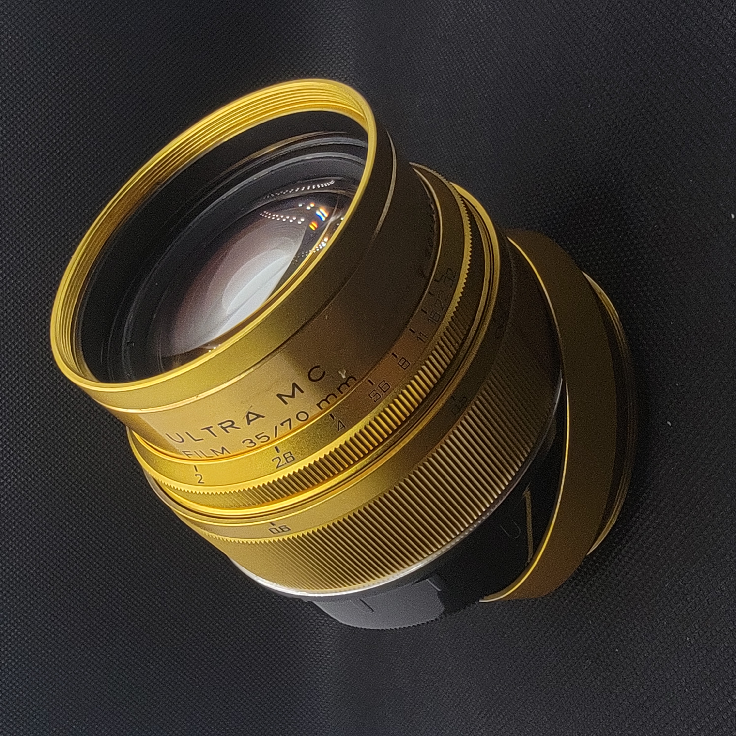 ISCO ULTRA MC  105 mm Pentax 67 Mount