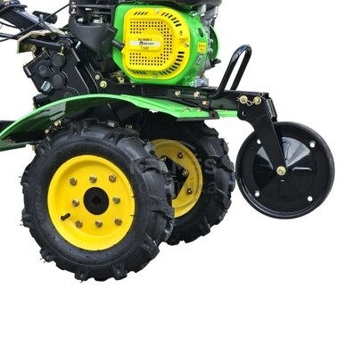 Motoblokas - kultivatorius Bizon - 8A