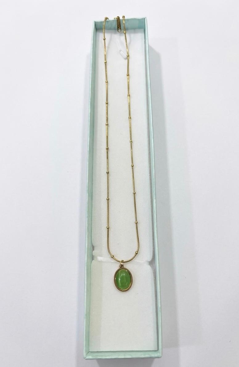 Gold Chain Necklace with Green ovel Pendant