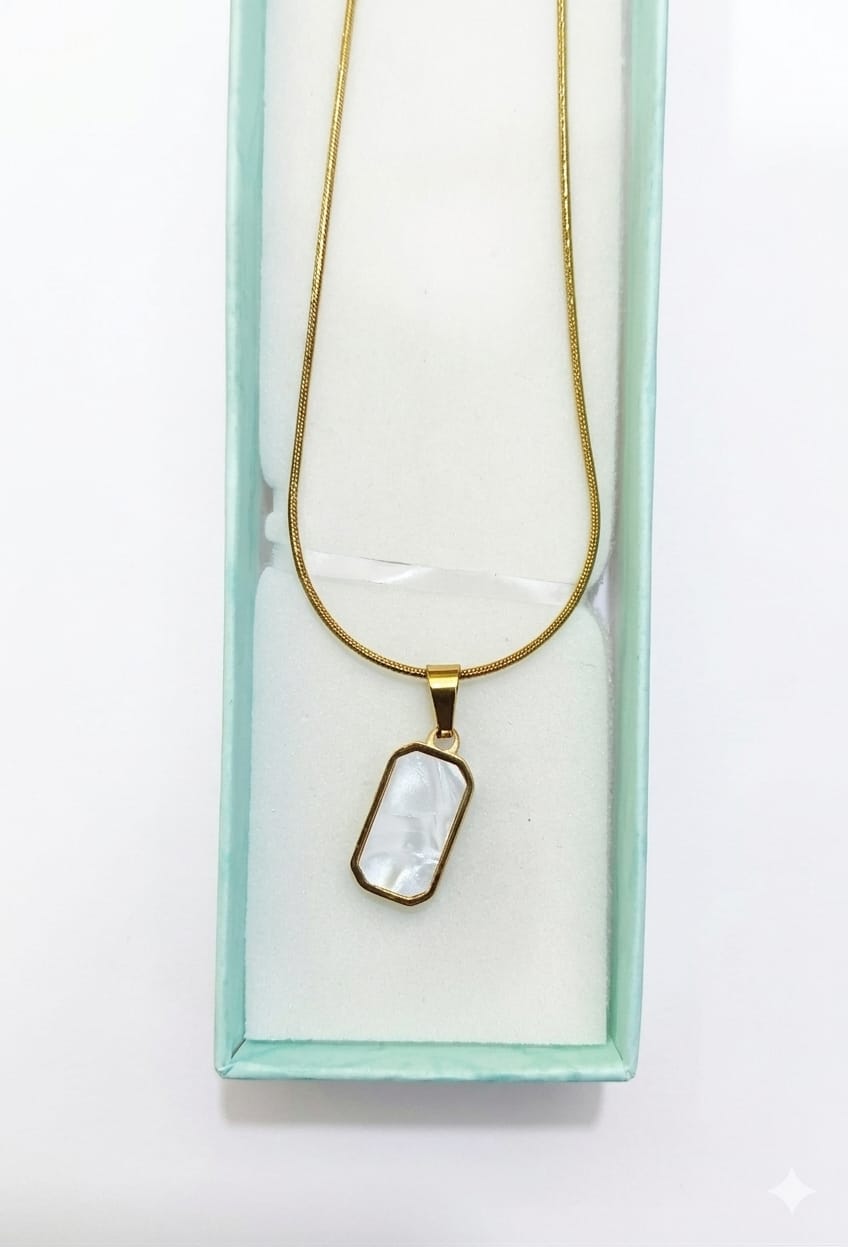 Elegant Dual Pendant Necklace Set