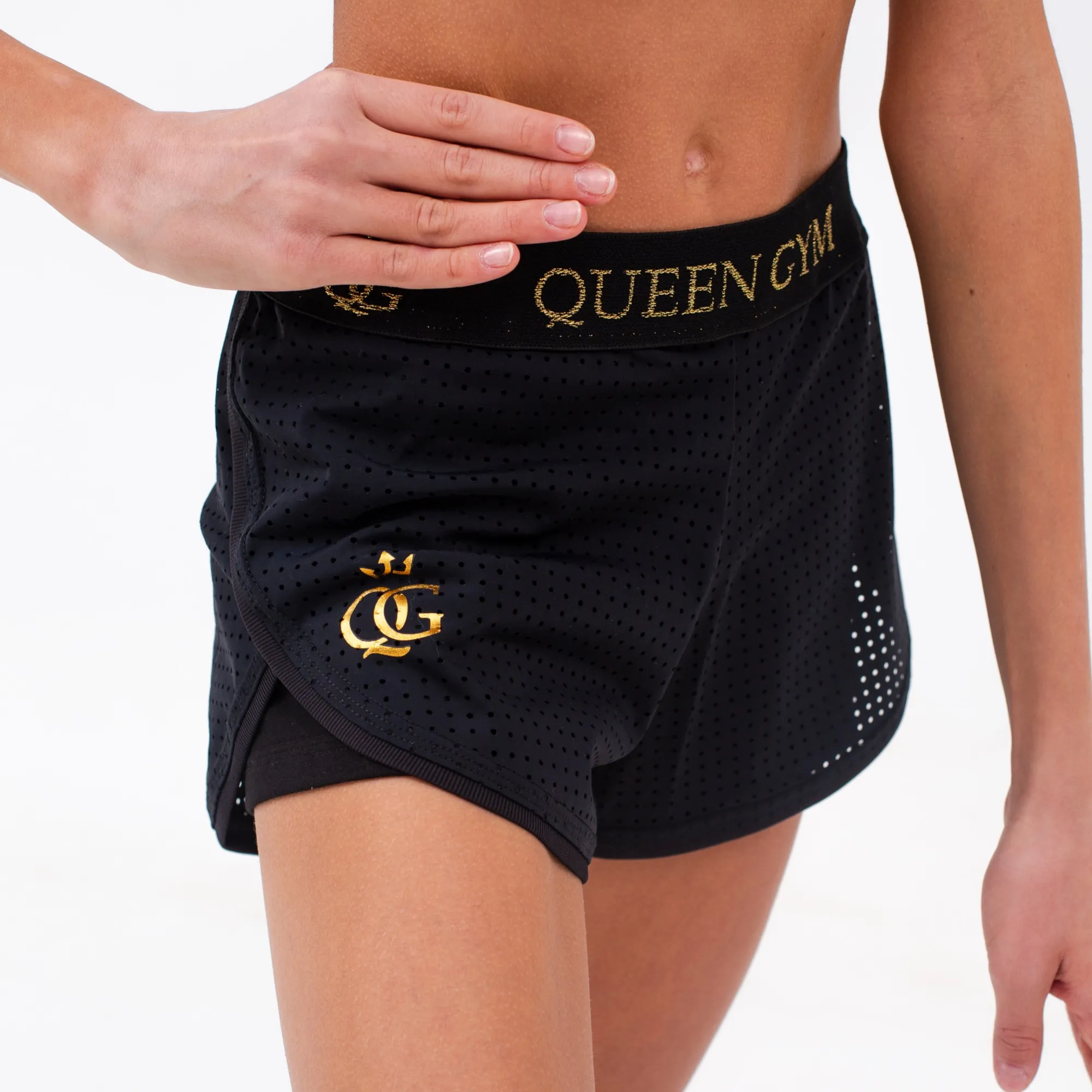 QUEEN GYM-Double Perforation Shorts