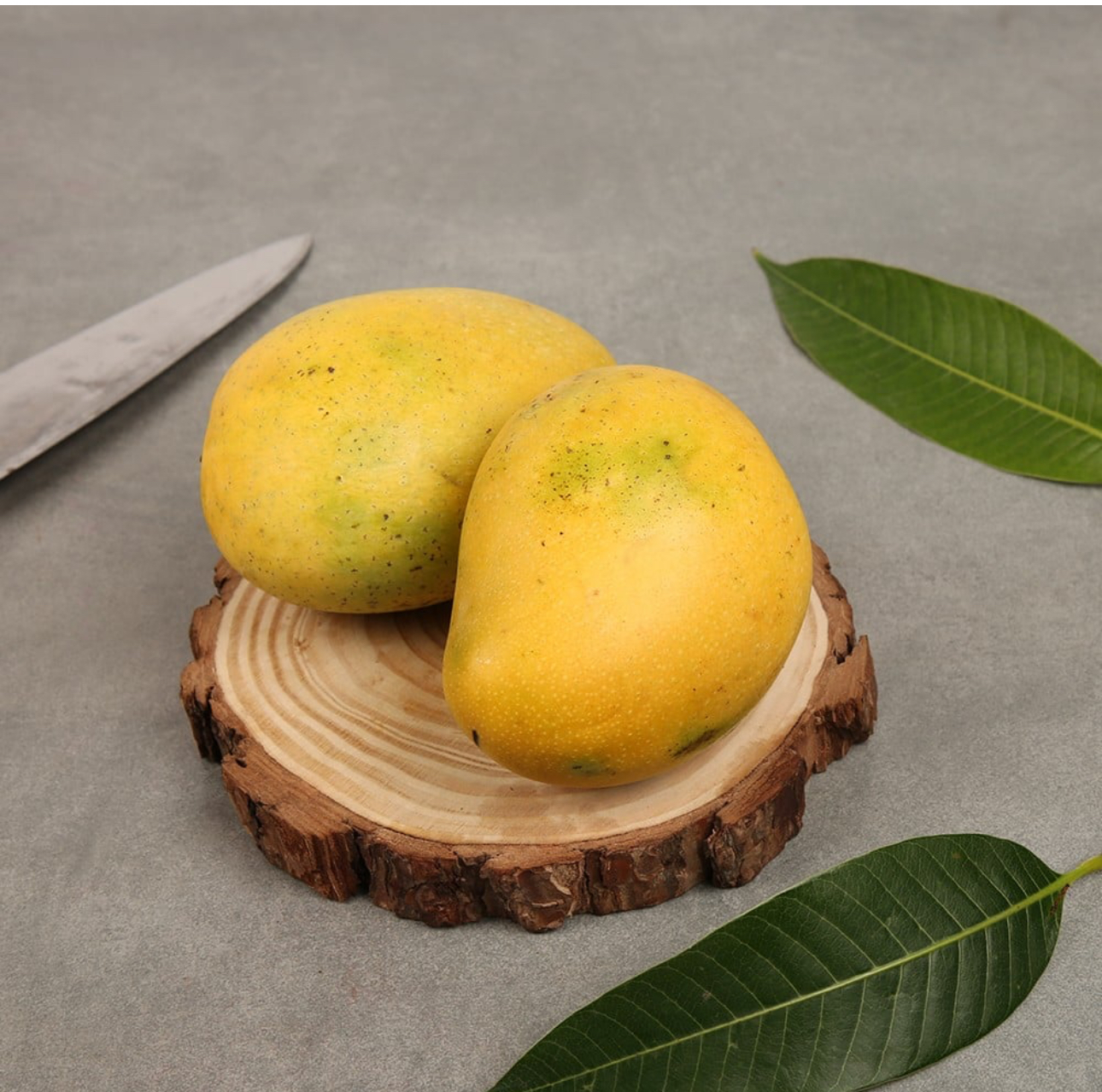 Fresh Alphonso Mangoes