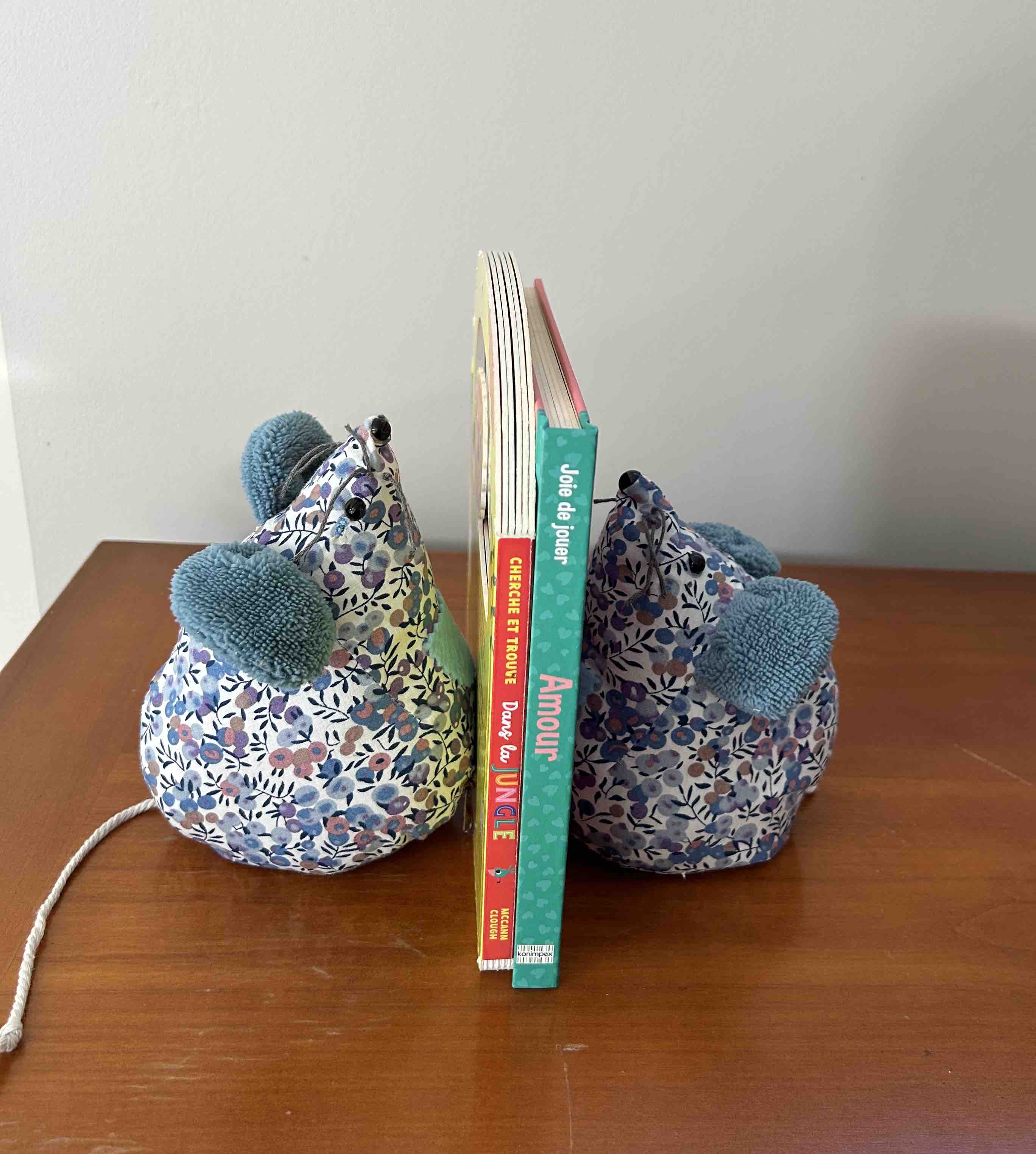 Souris multifonctions bleues en tissu floral