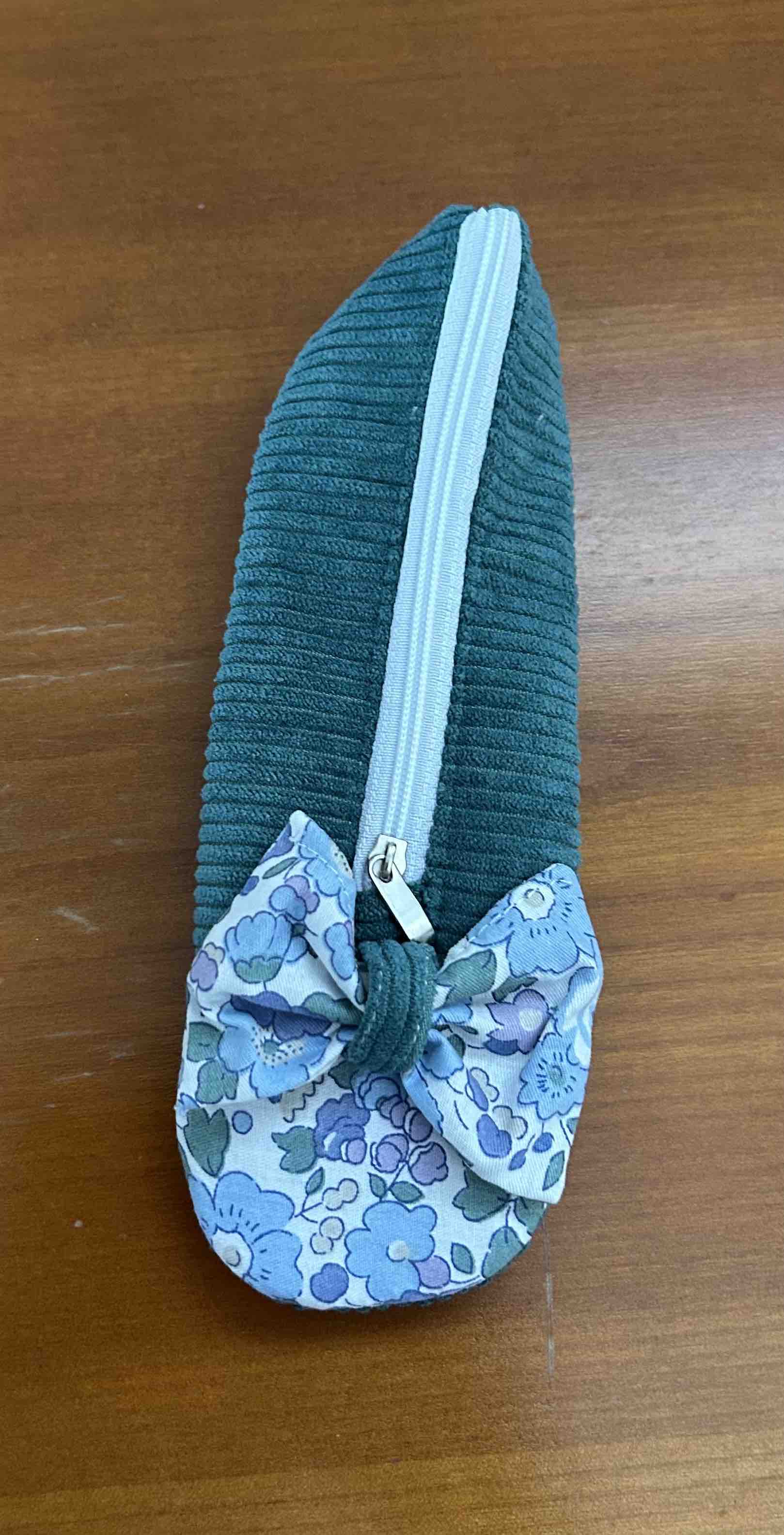 Trousse ballerine verte
