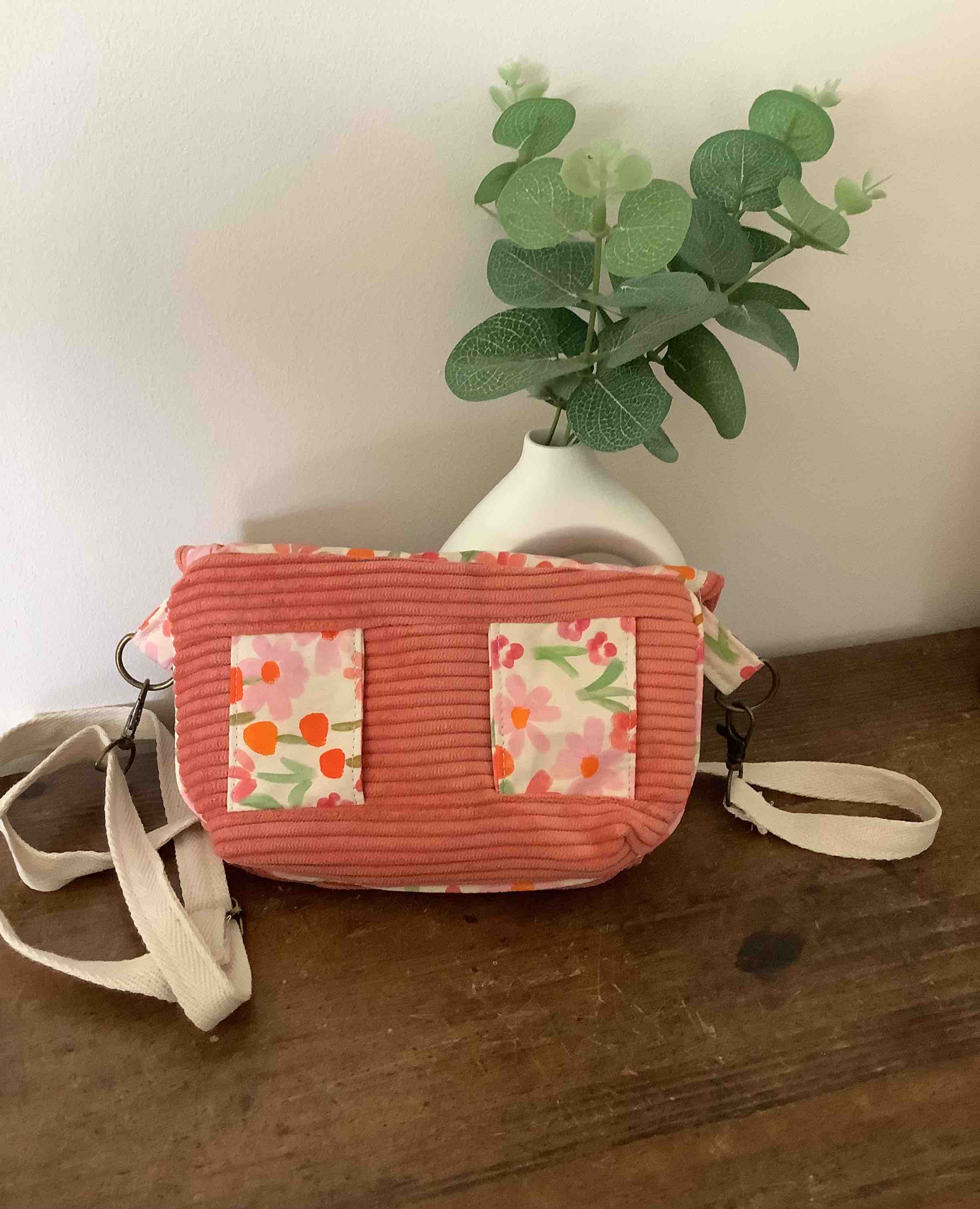 Sac banane ceinture rose fleuri