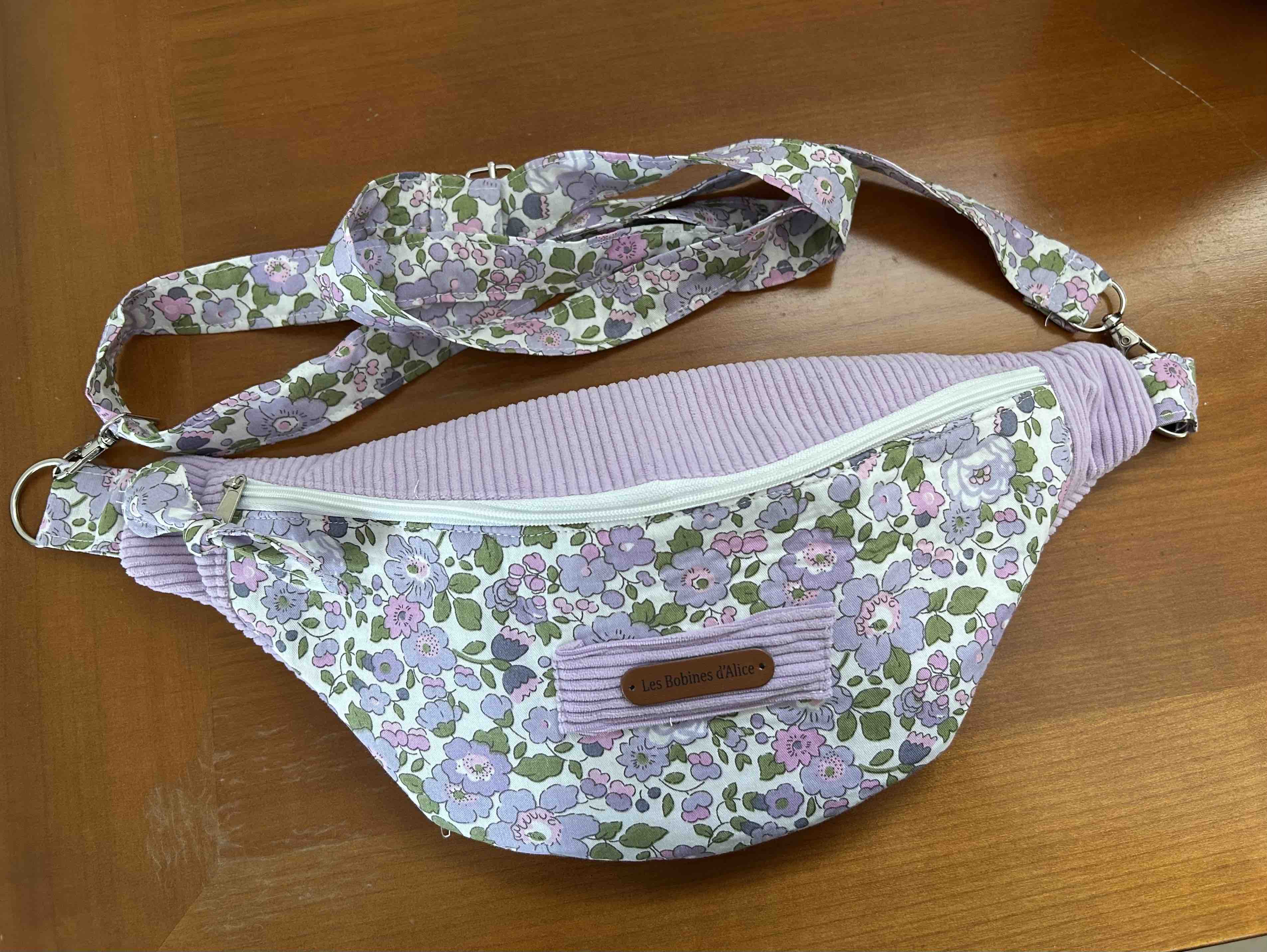 Sac banane velours et tissu liberty parme