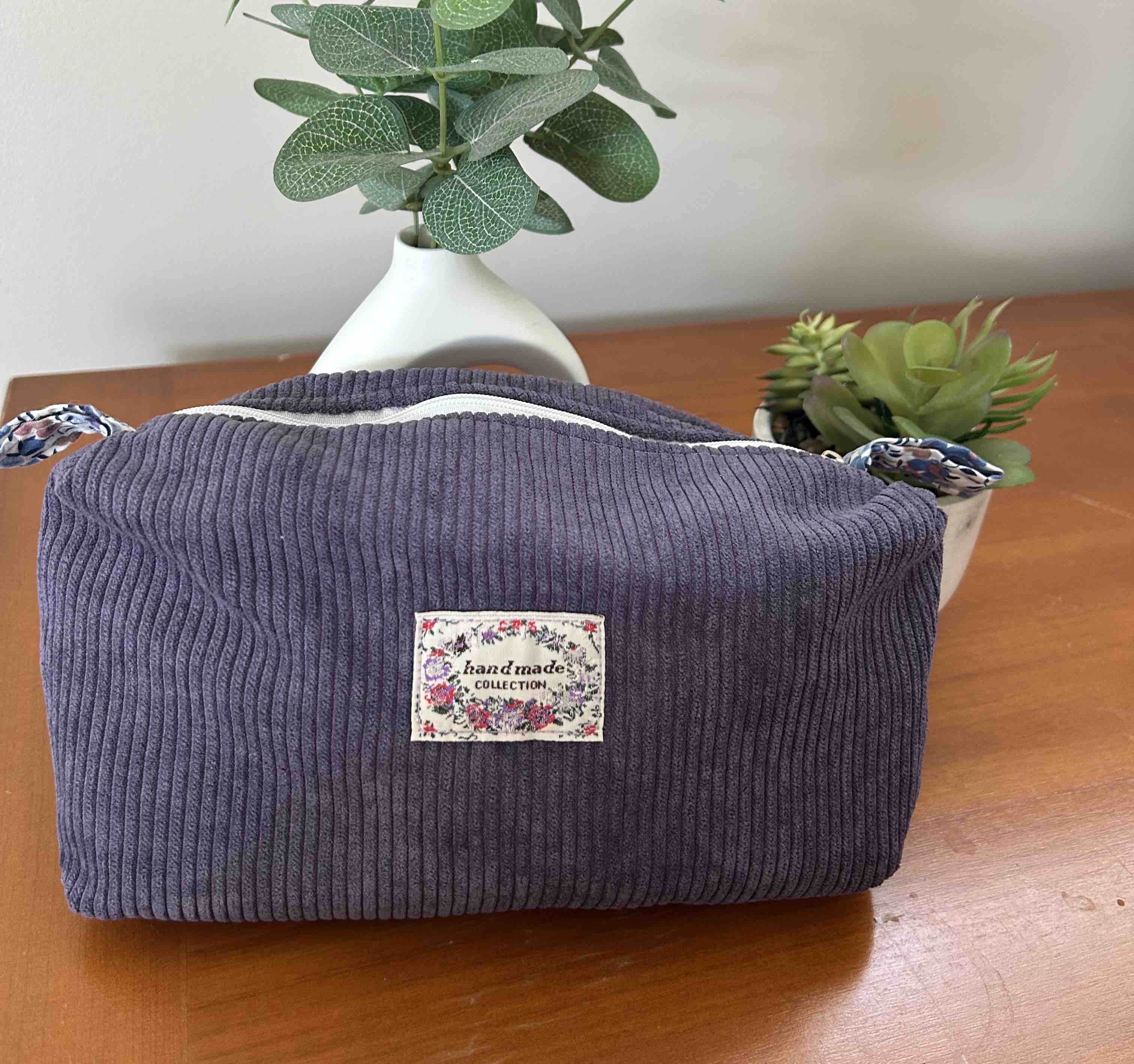 Trousse vanity en velours côtelé violet et tissu liberty