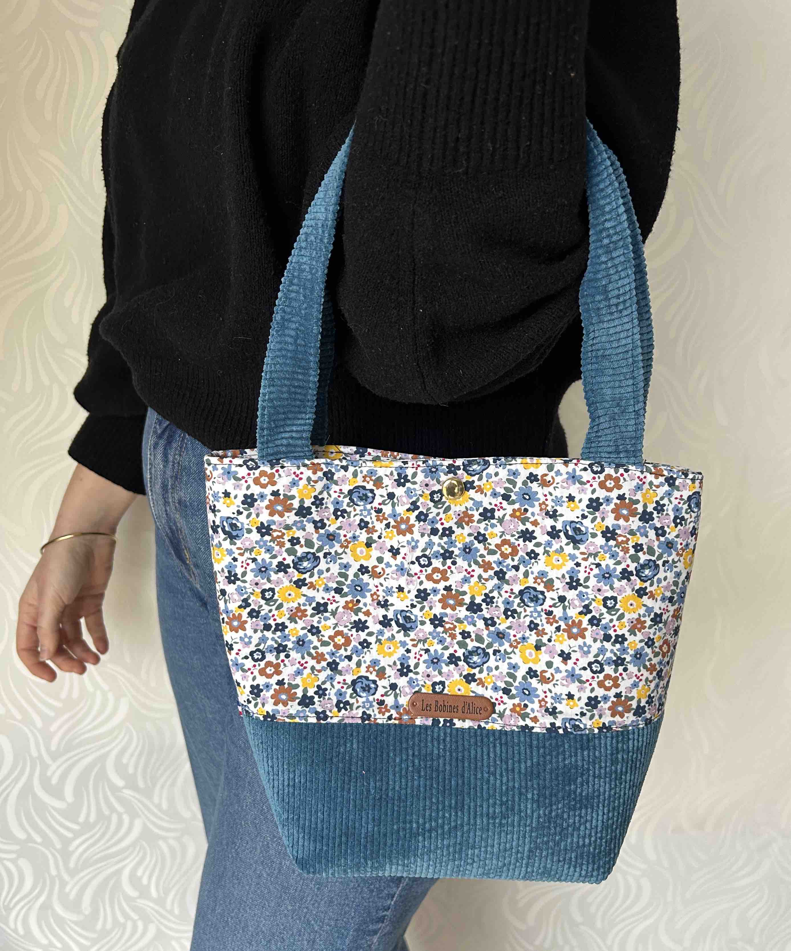 Sac cabas fleuri bleu