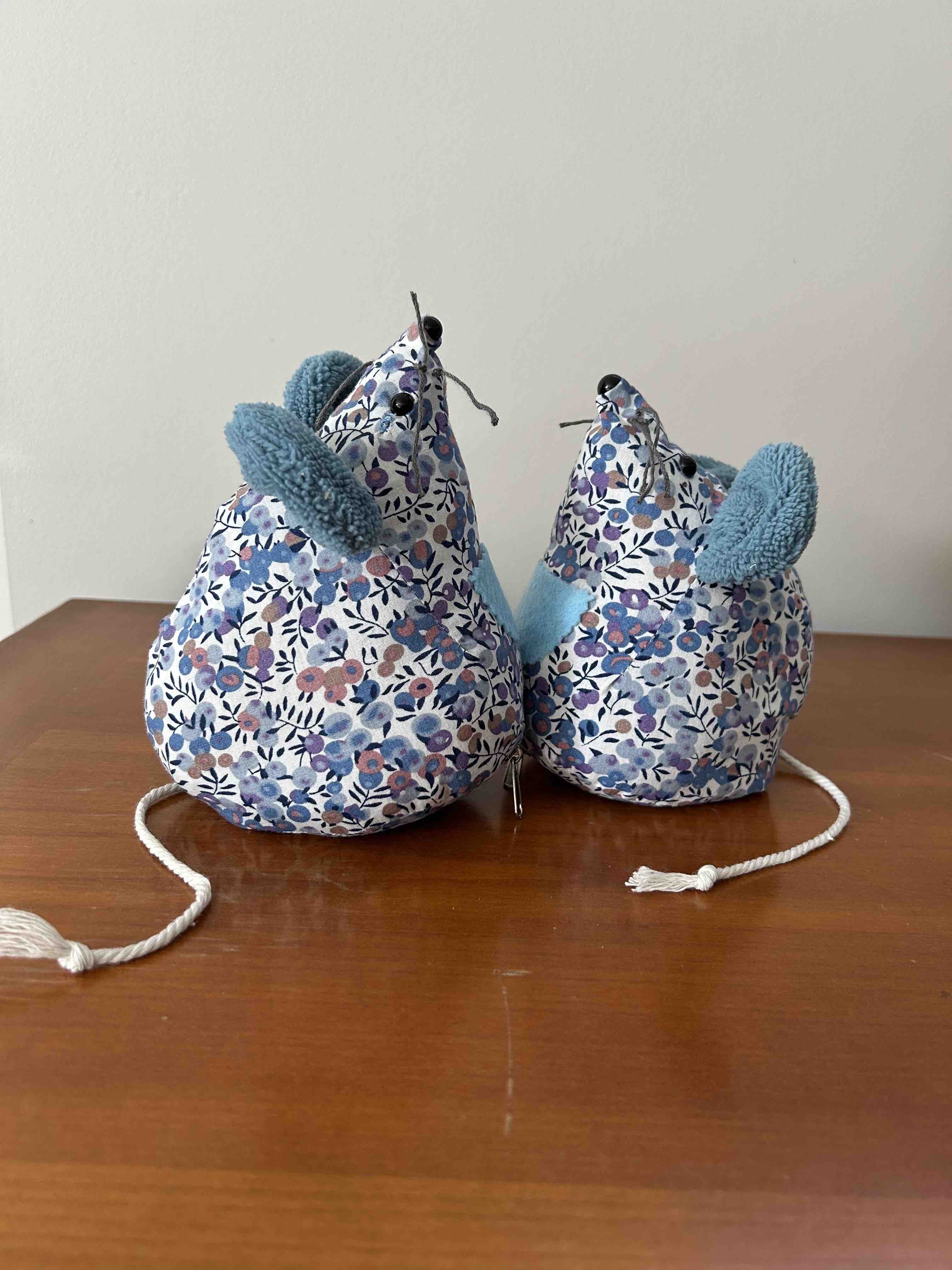 Souris multifonctions bleues en tissu floral