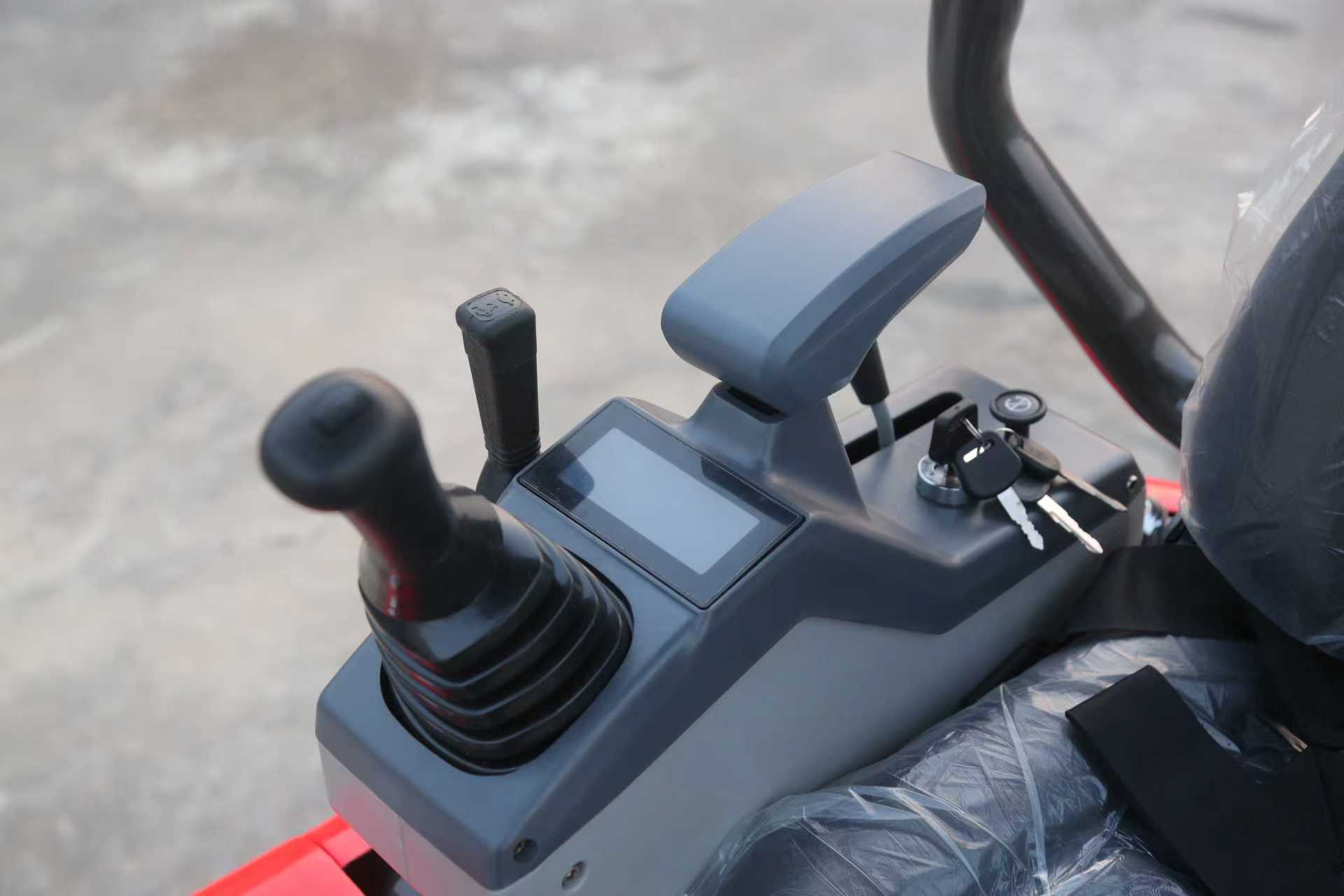 Mini ekskavatorius XT20