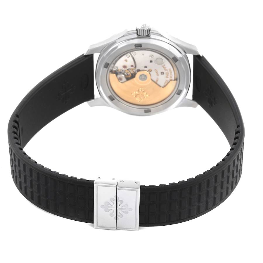  Patek Philippe Aquanaut Midsize Rubber Strap  34.0 mm