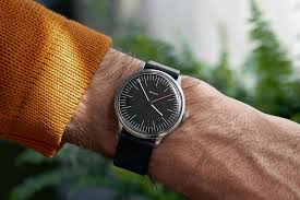 Minimalist Analog Wrist Watch