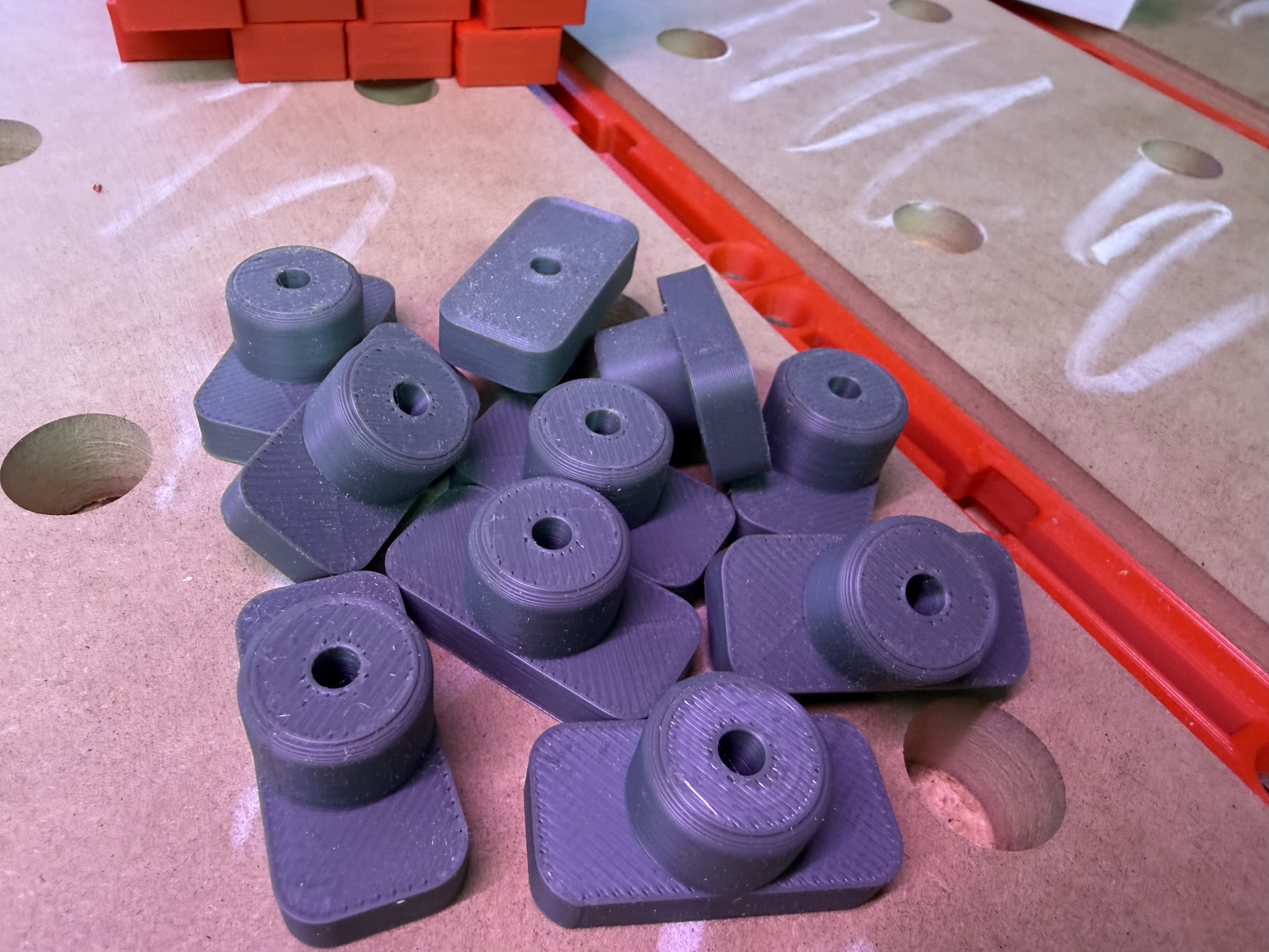 Big Dogs (20mm) (Set of 10)