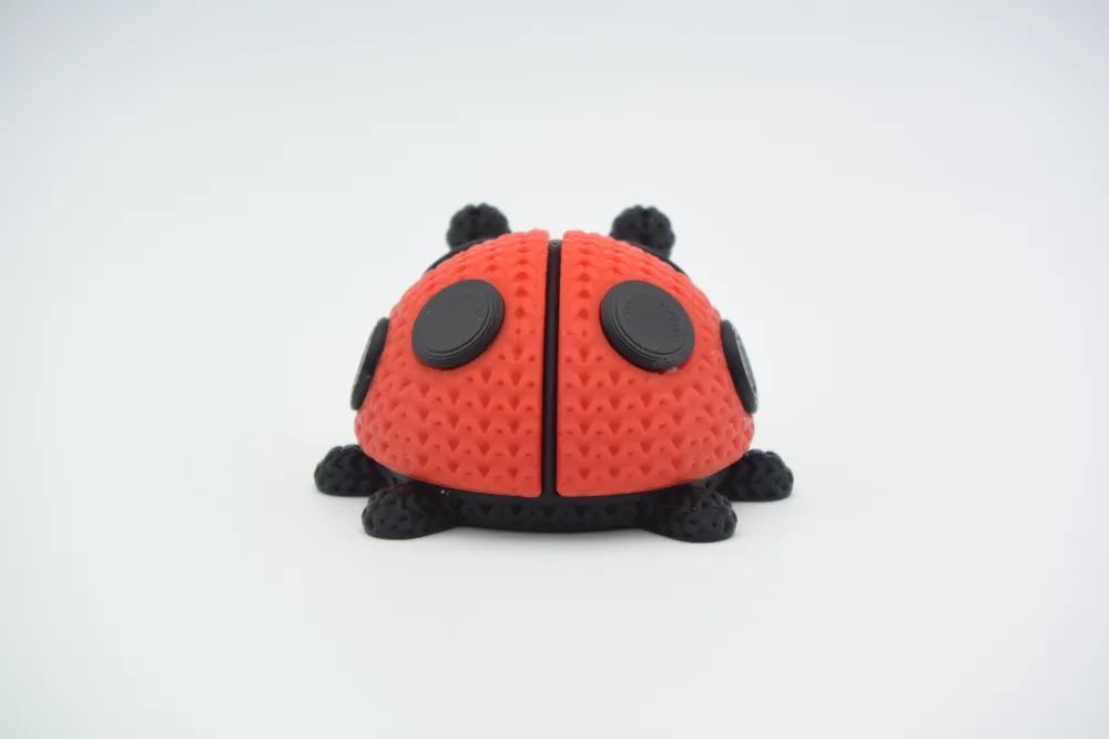 Mariquita Tipo Crochet