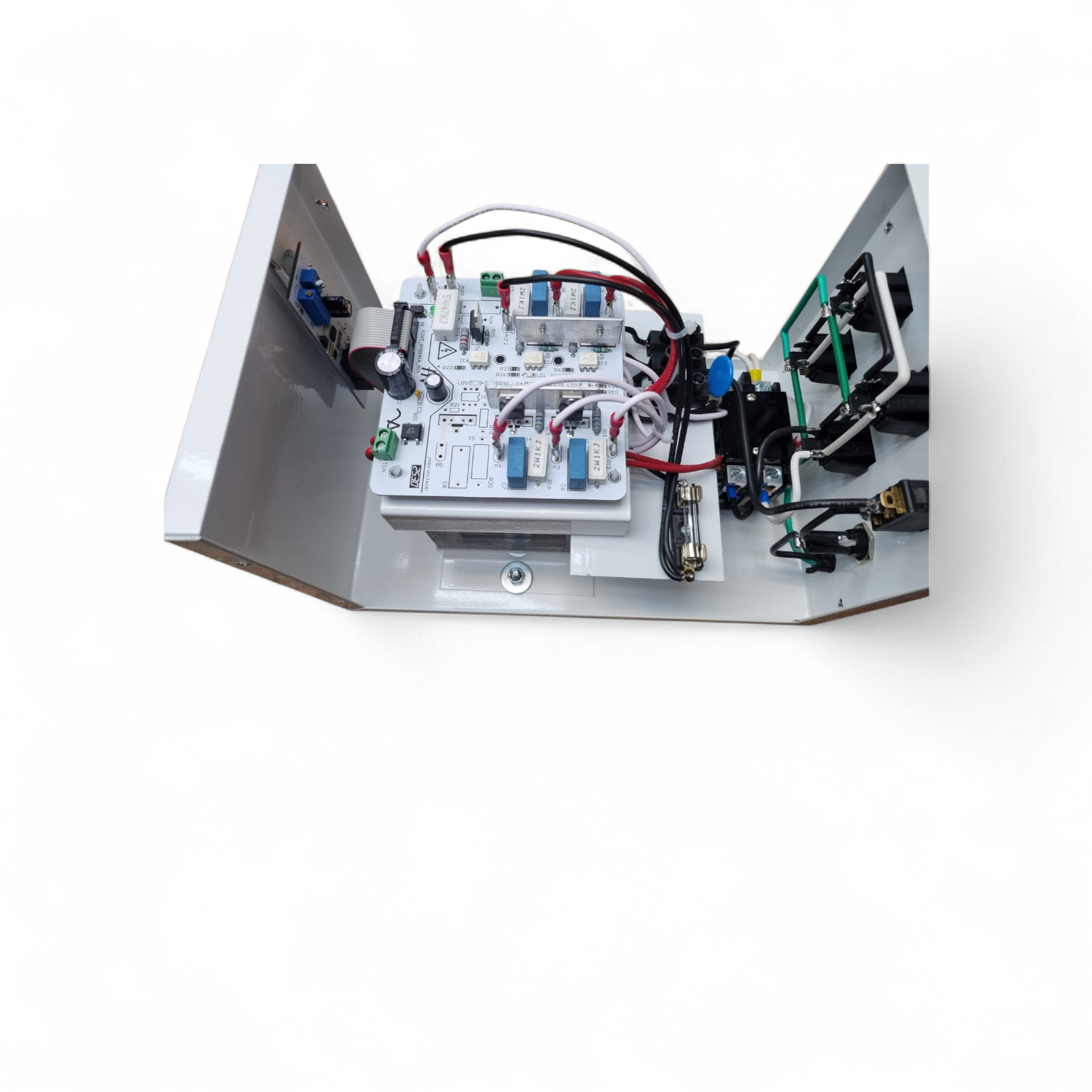 Regulador de voltaje 1.5kVA monofásico 127V