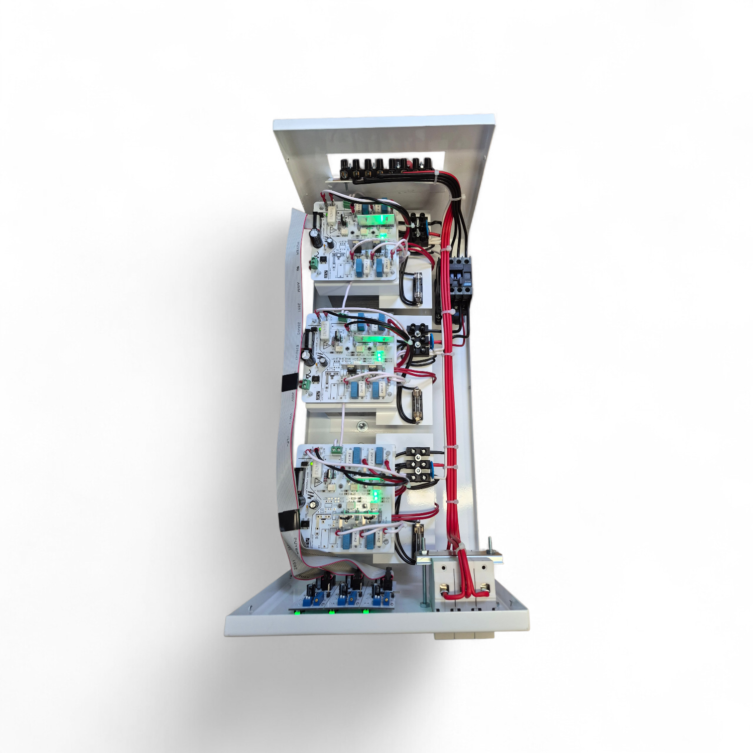 Regulador de voltaje trifasico de 4.5kVA 127V/220V