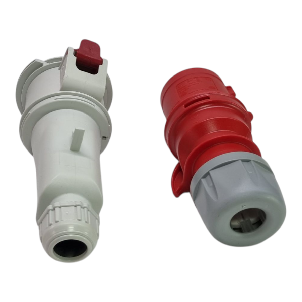Clavija Aérea Y Clavija Aérea 3 Polos + T 32A 250V 6H Roja IP44 (kit)