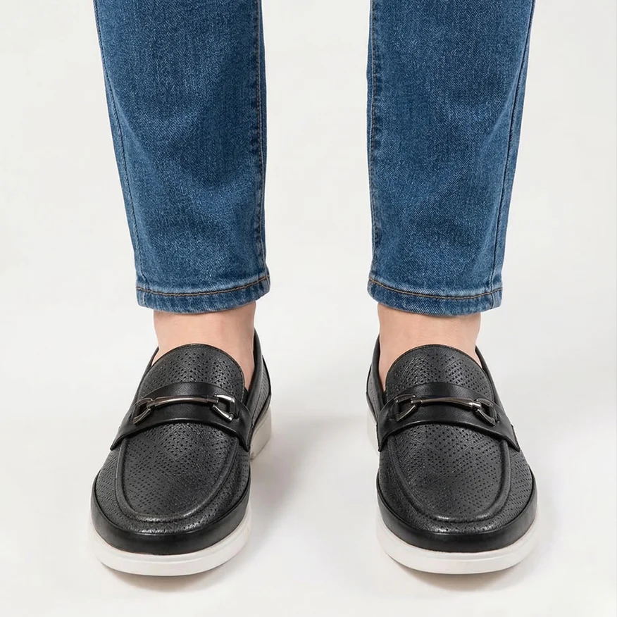 Comfortable Men's Moccasin Black