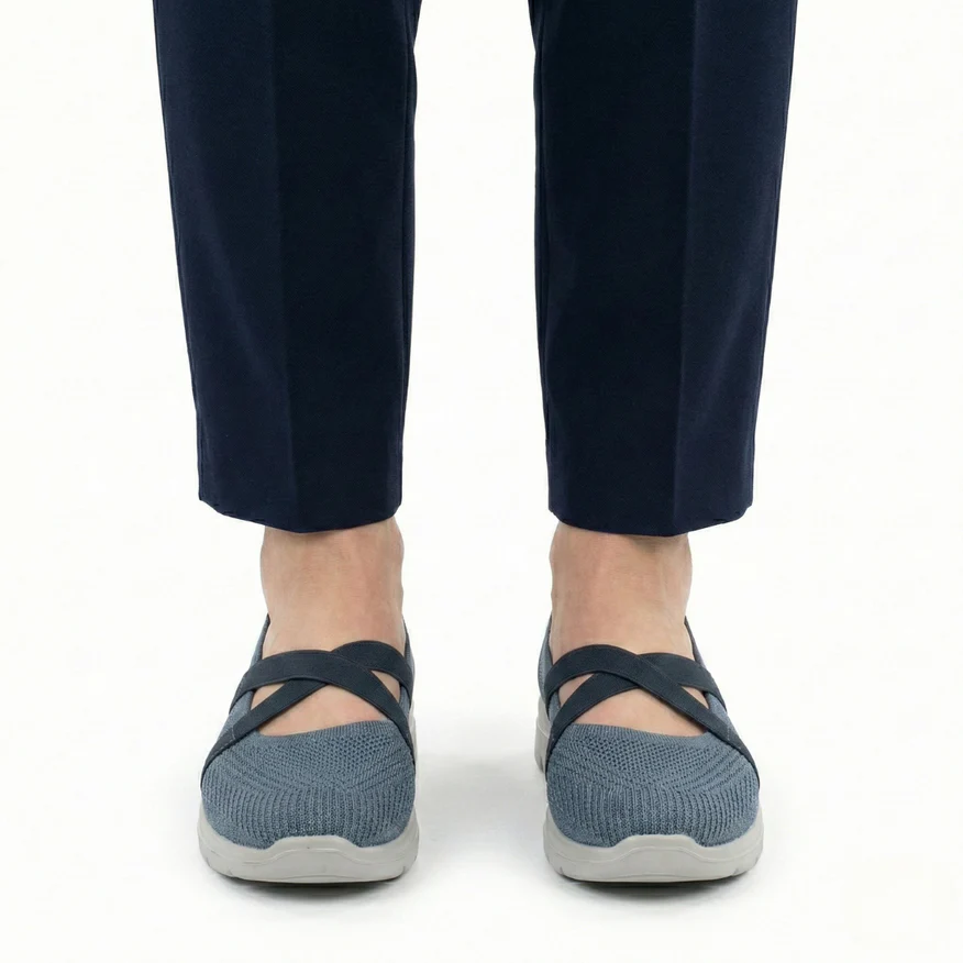 Comfortable women's moccasin